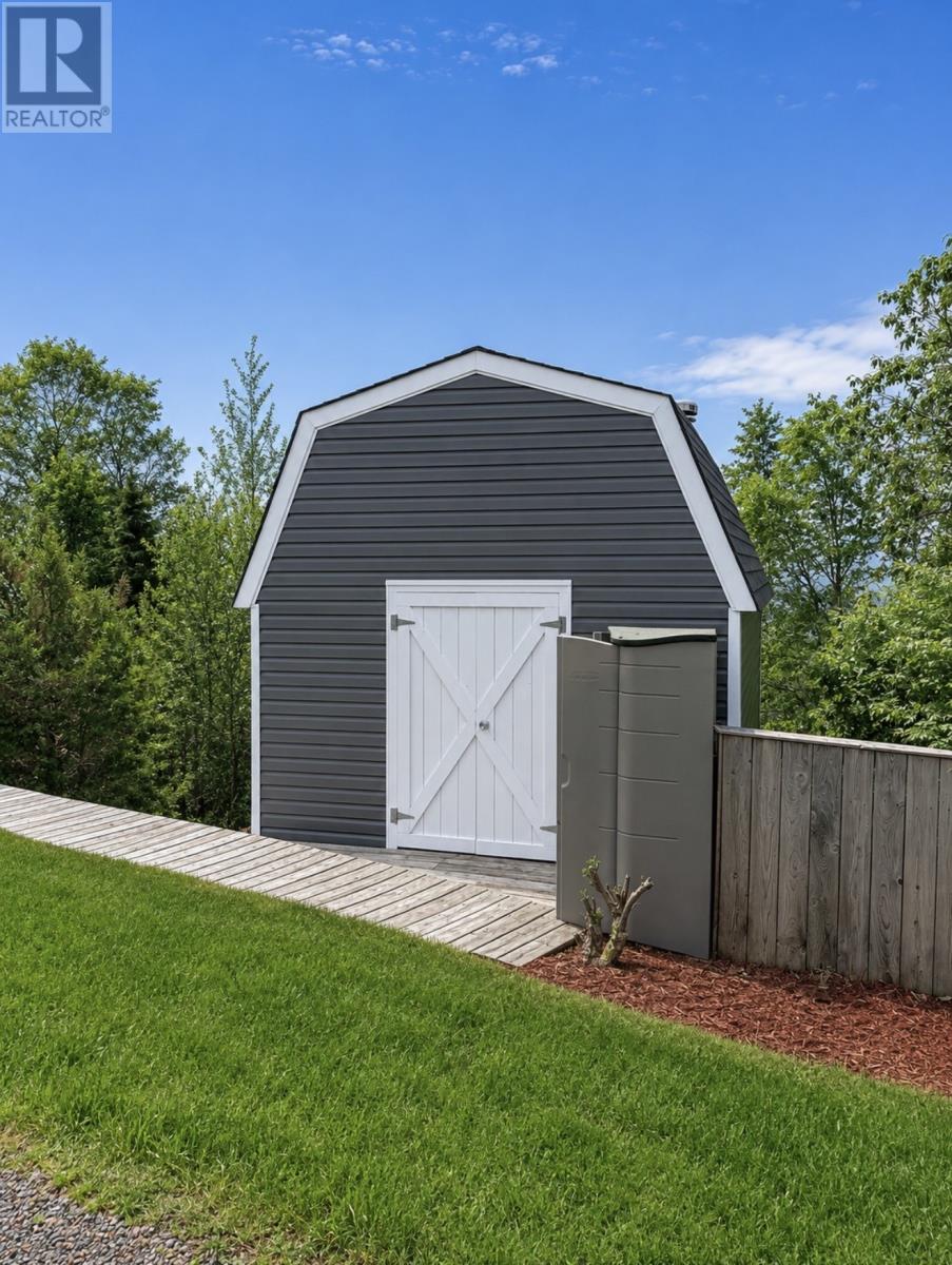 16 Jean D'arc Place Property Photo 34