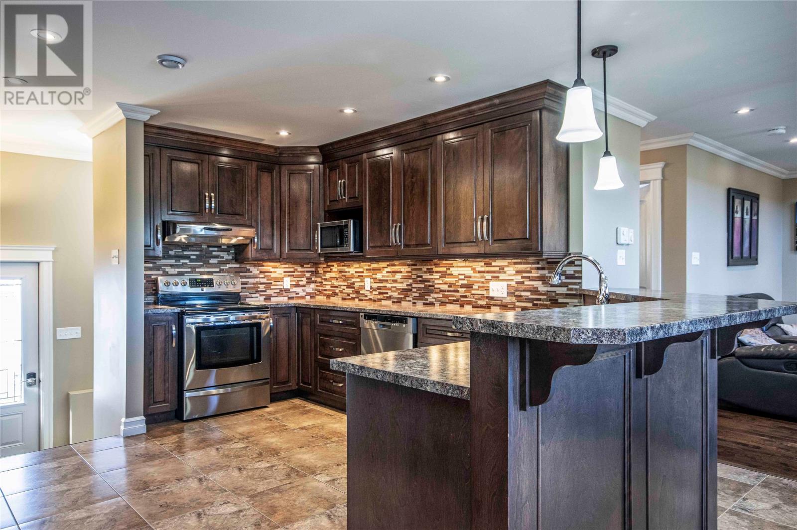 84 Farm Road Property Photo 11