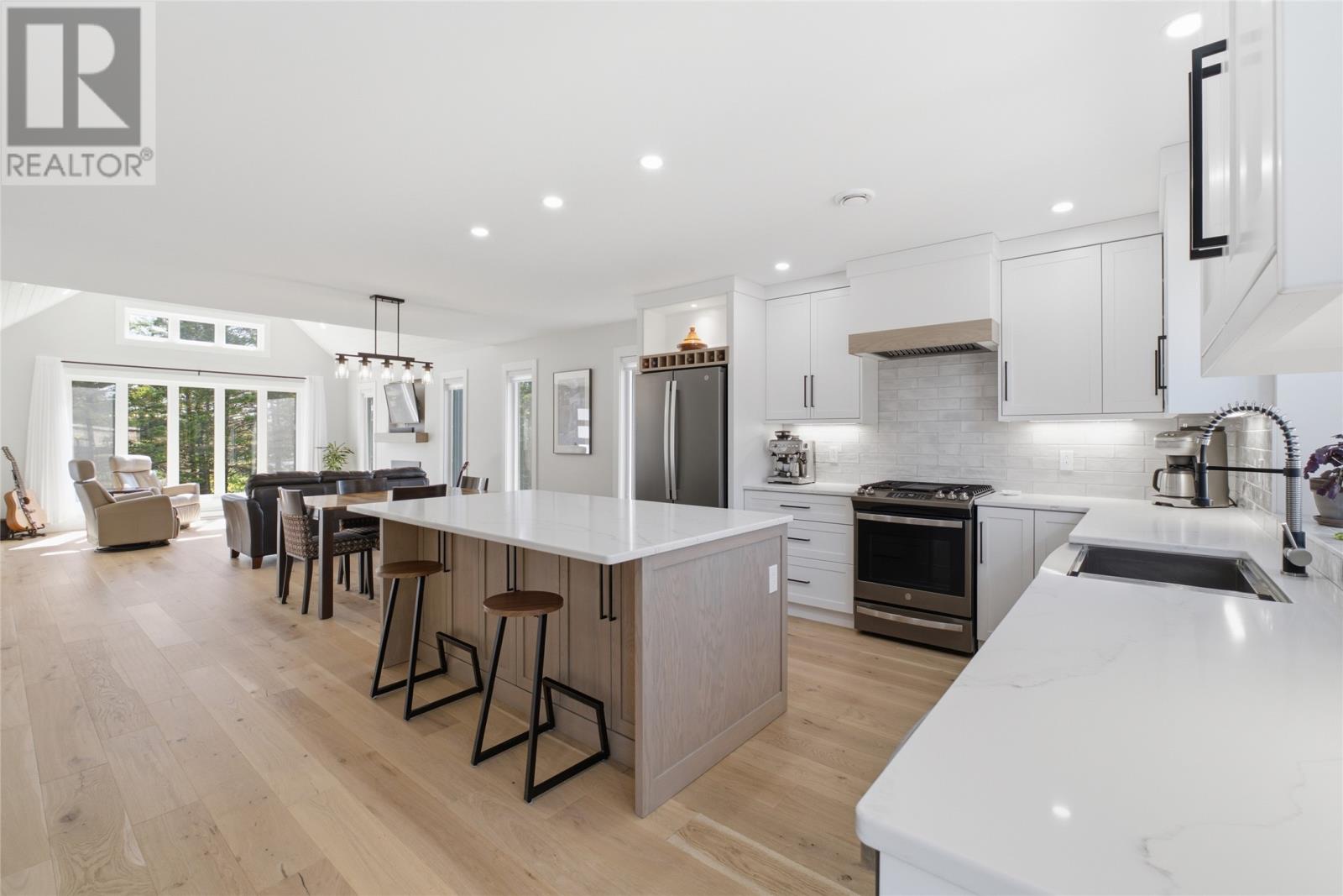 7 Bridle Path Property Photo 19
