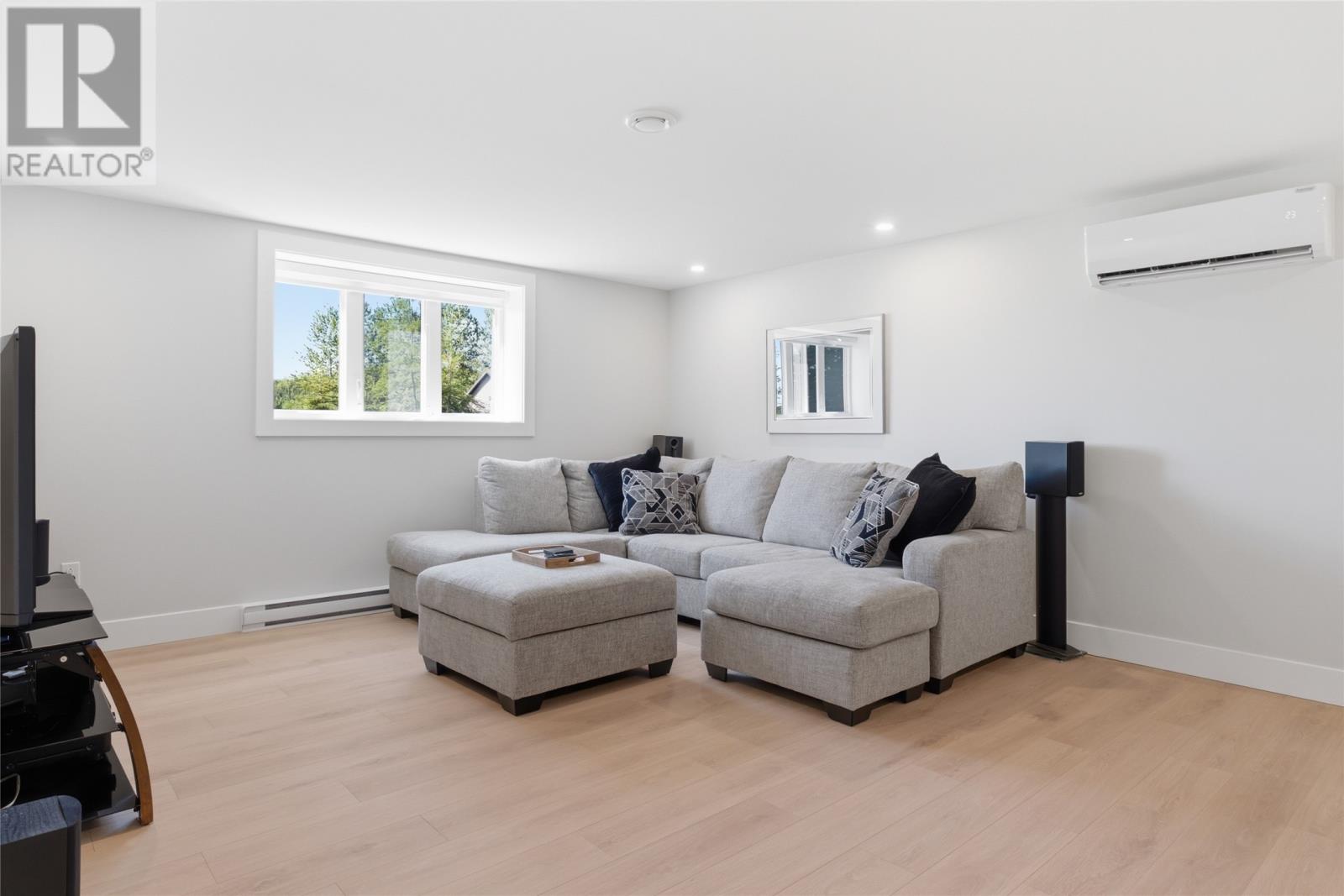 7 Bridle Path Property Photo 32