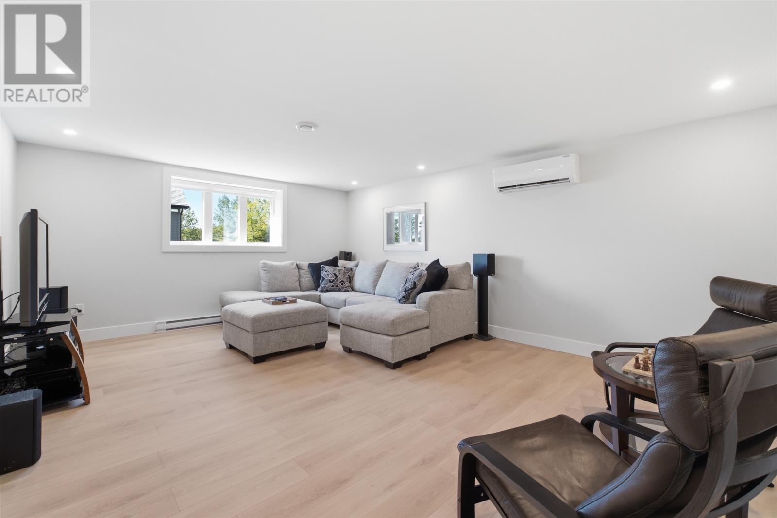 7 Bridle Path Property Photo 33