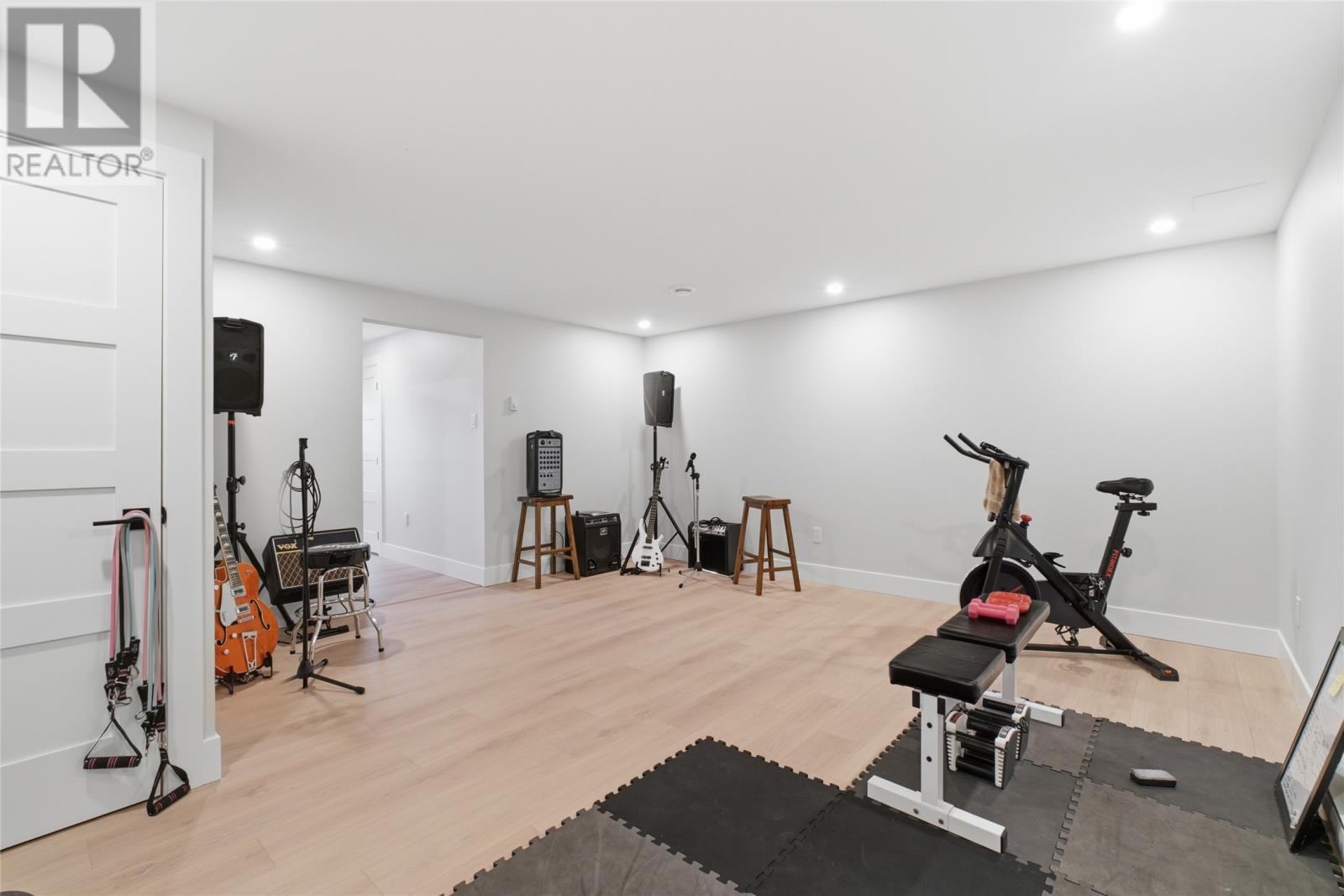 7 Bridle Path Property Photo 37