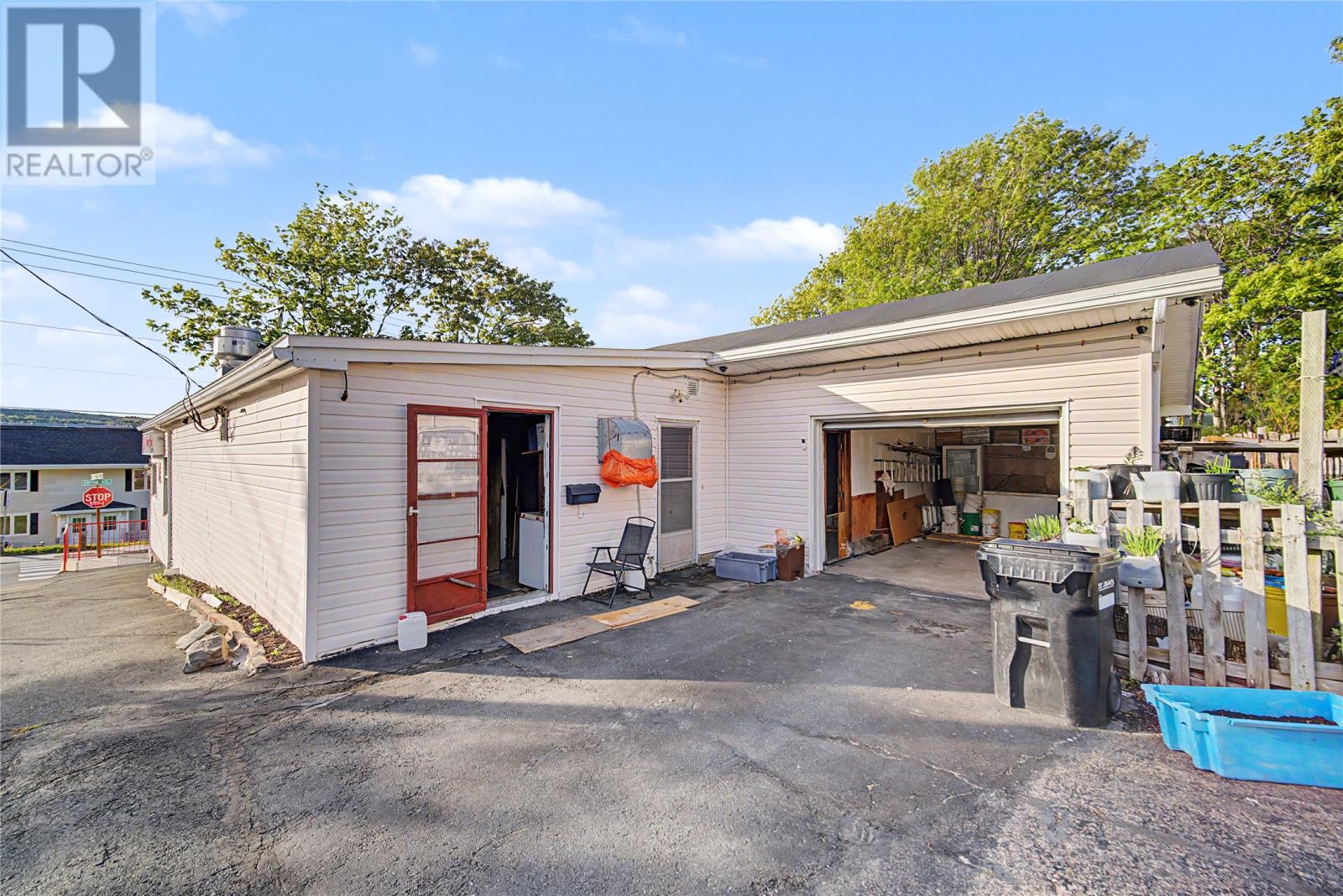 209 Empire Avenue Property Photo 7