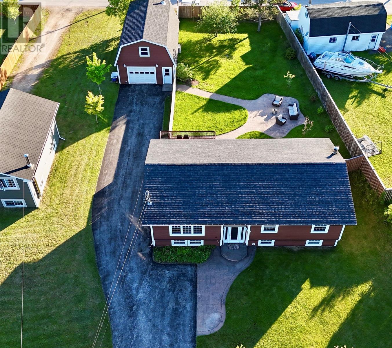 11 George Aaron Drive Property Photo 2