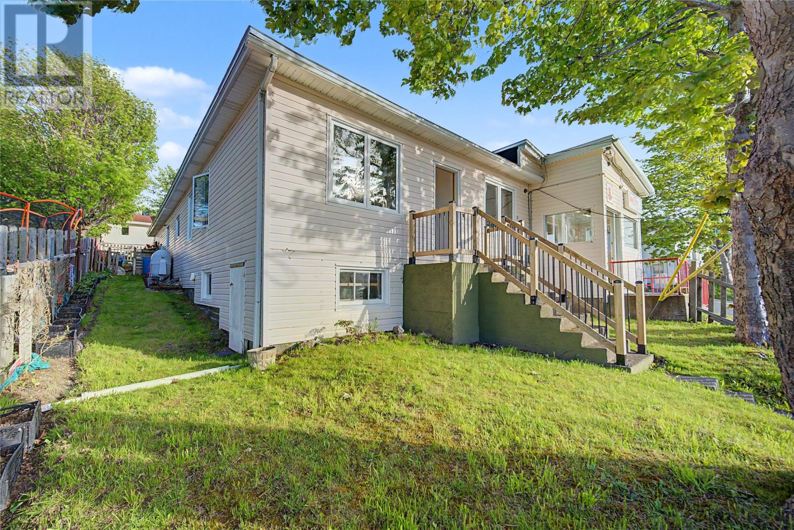 209 Empire Avenue Property Photo 4