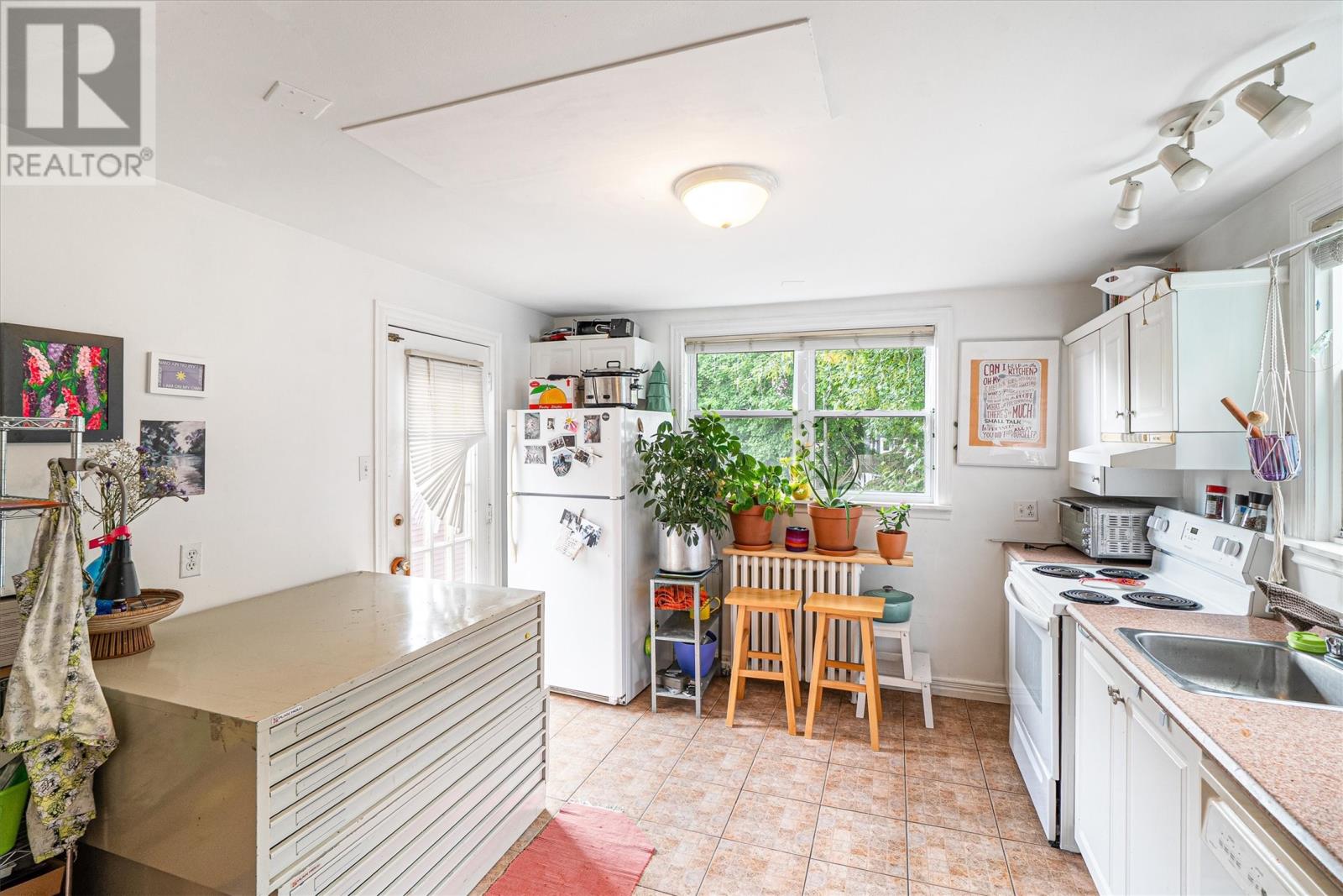 11 Maxse Street Property Photo 14