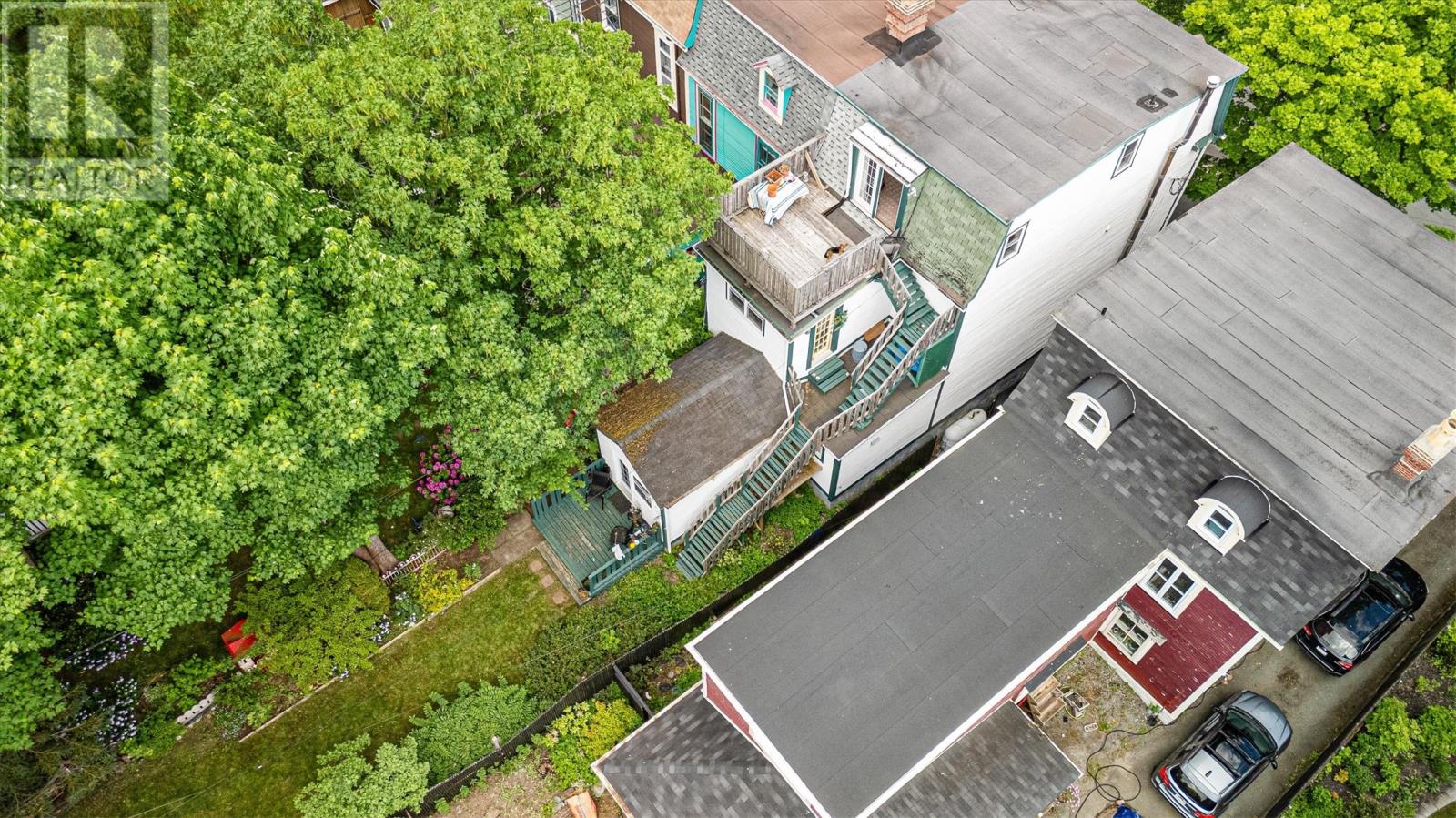 11 Maxse Street Property Photo 31