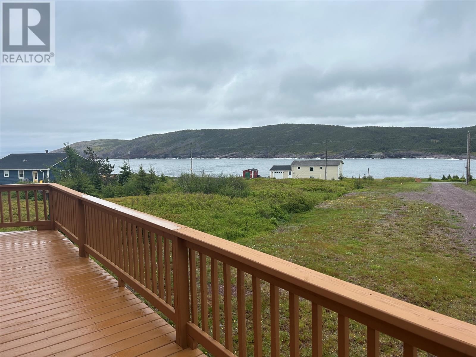 10 Long Shore Road Property Photo 5