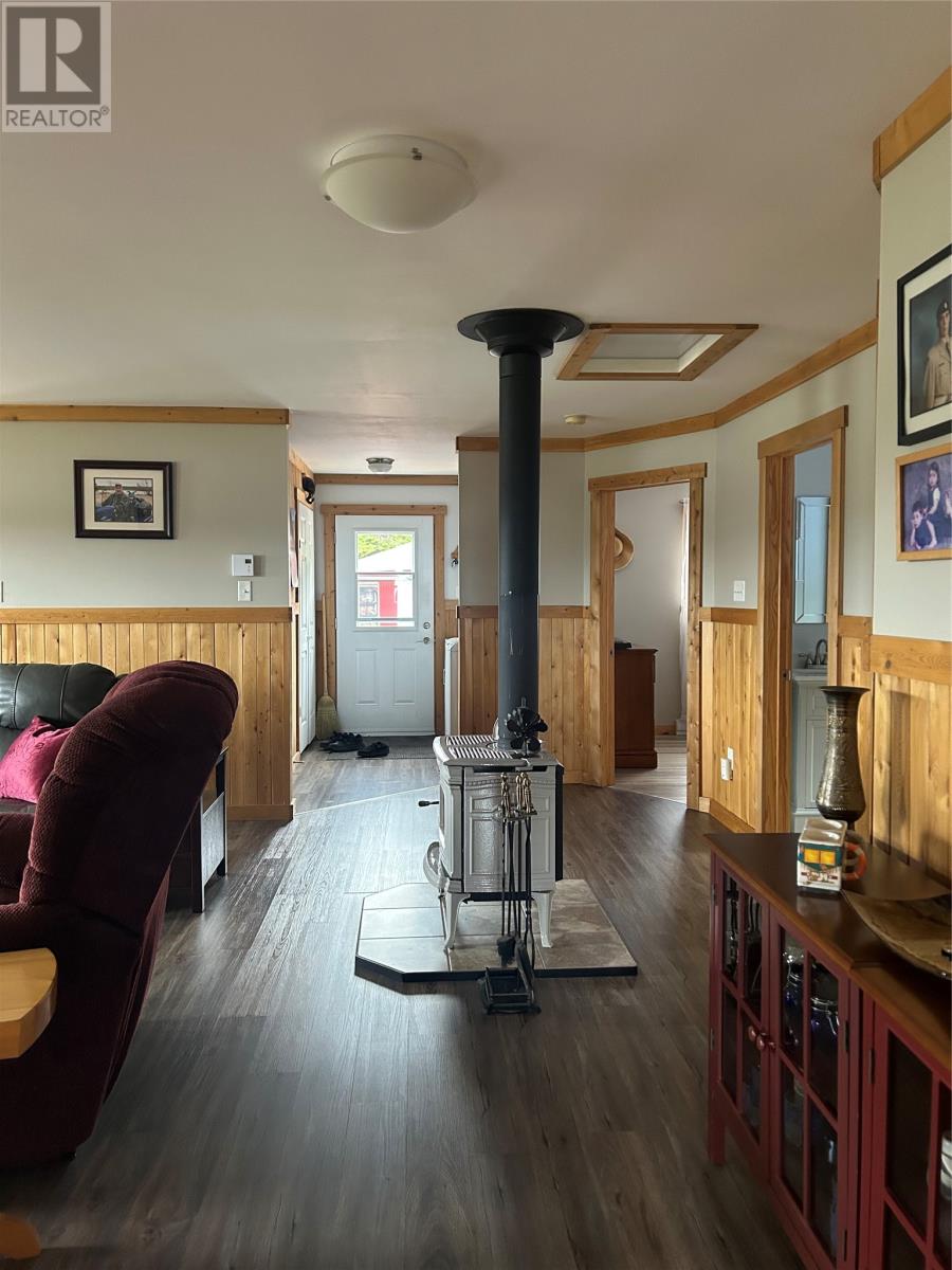10 Long Shore Road Property Photo 22