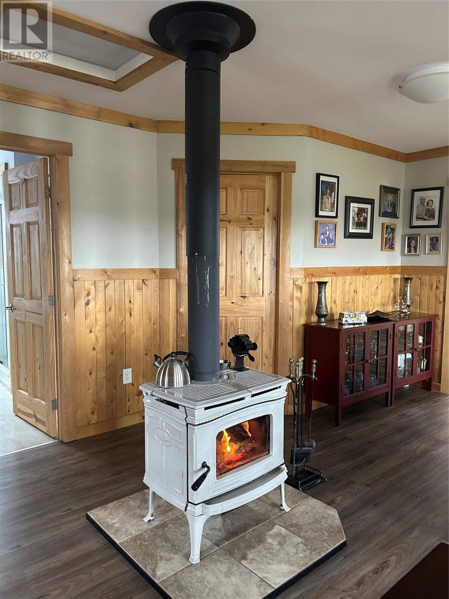10 Long Shore Road Property Photo 29