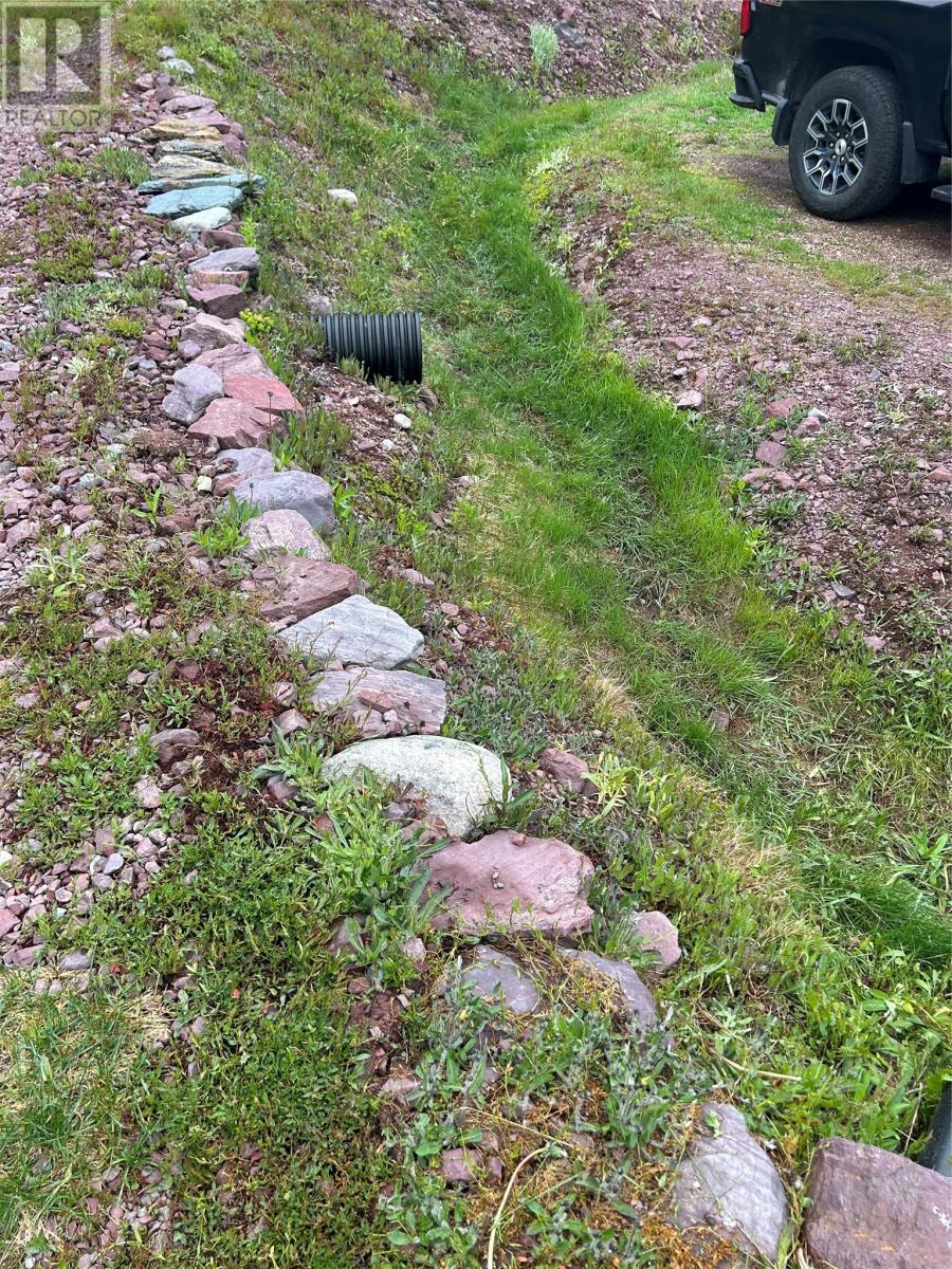10 Long Shore Road Property Photo 37