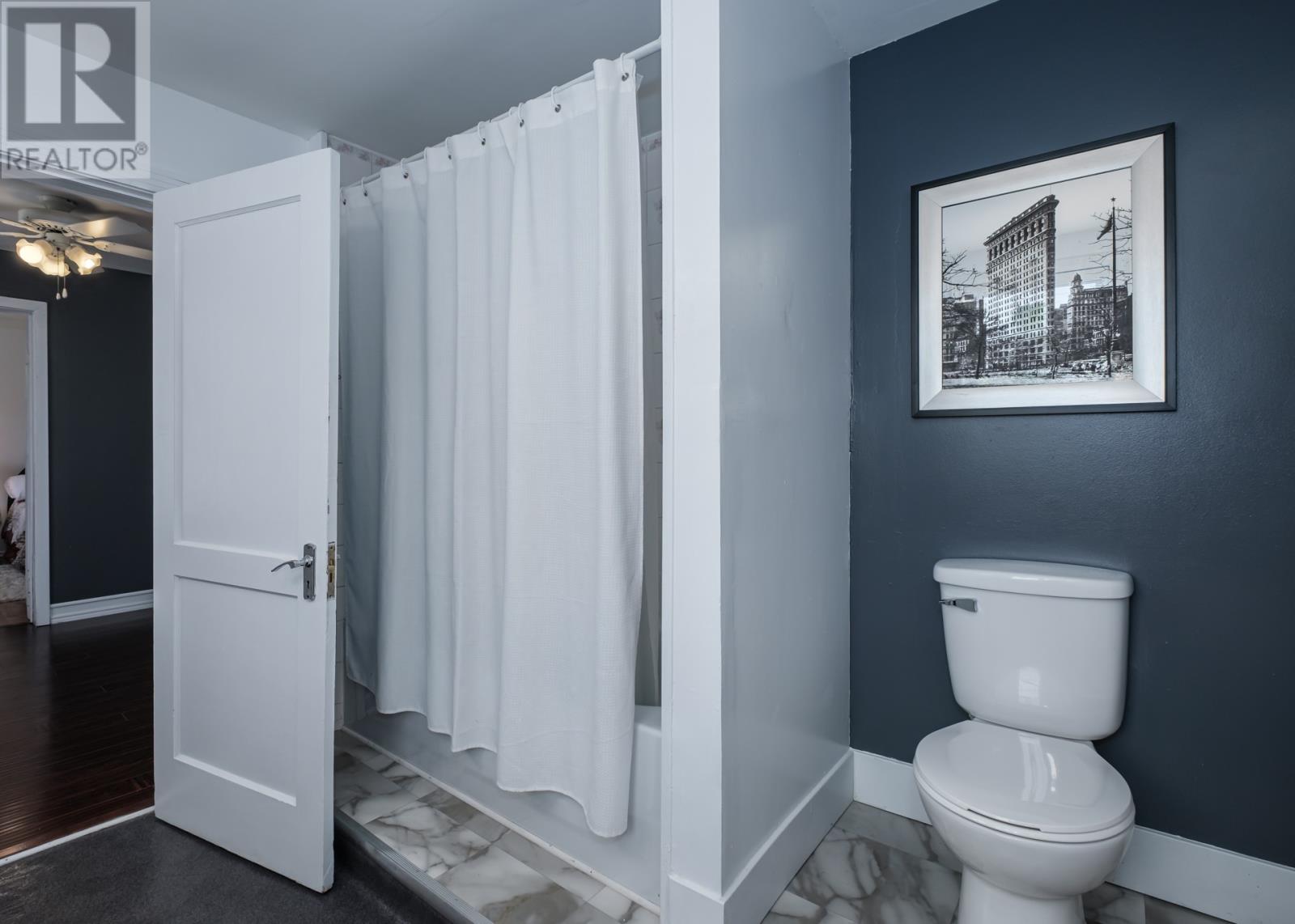 6 Okeefe Street Property Photo 33