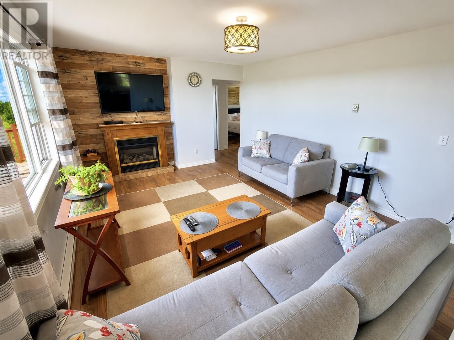 80 Farm Road Property Photo 8