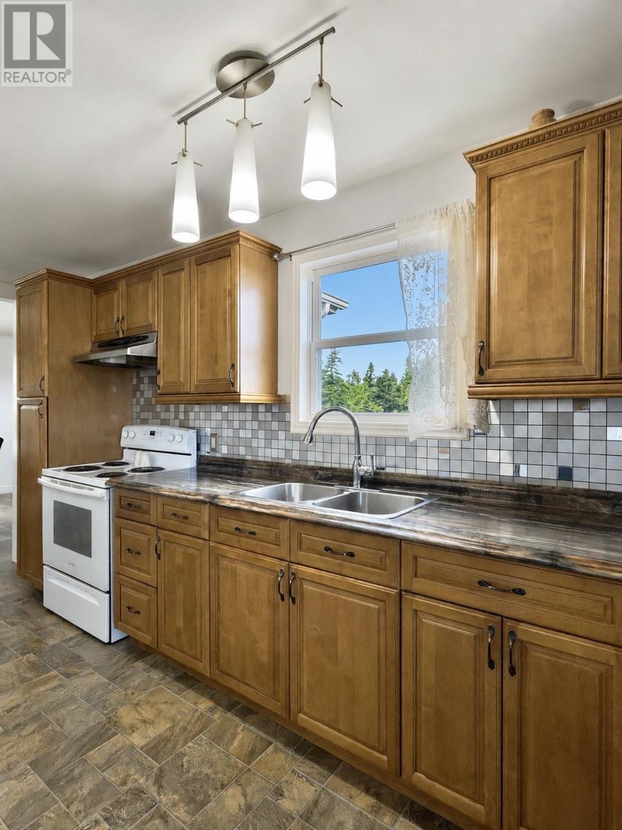 80 Farm Road Property Photo 10