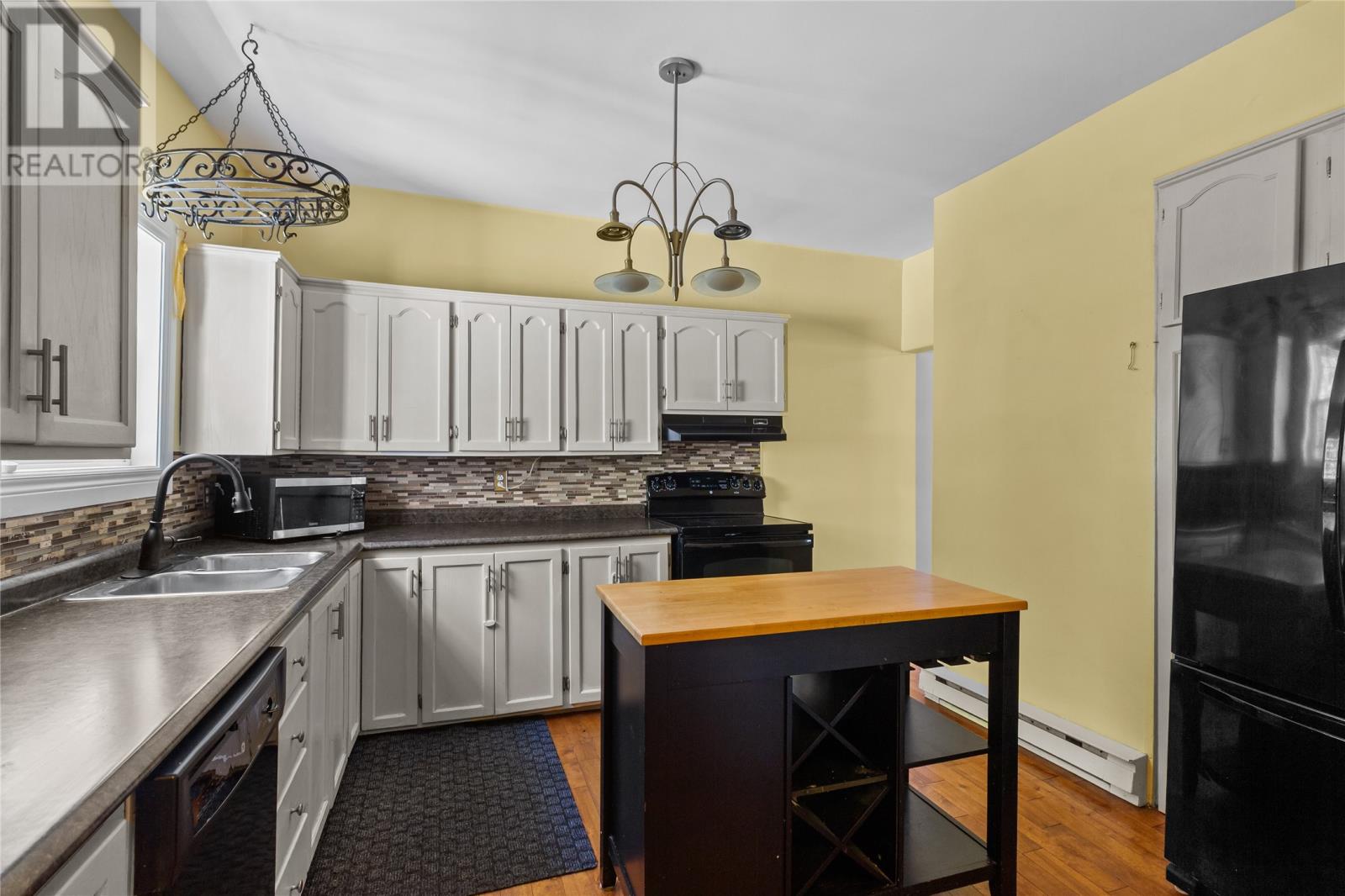 22 Mount Royal Avenue Property Photo 11