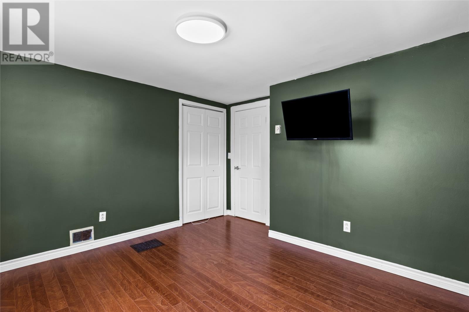 22 Mount Royal Avenue Property Photo 18