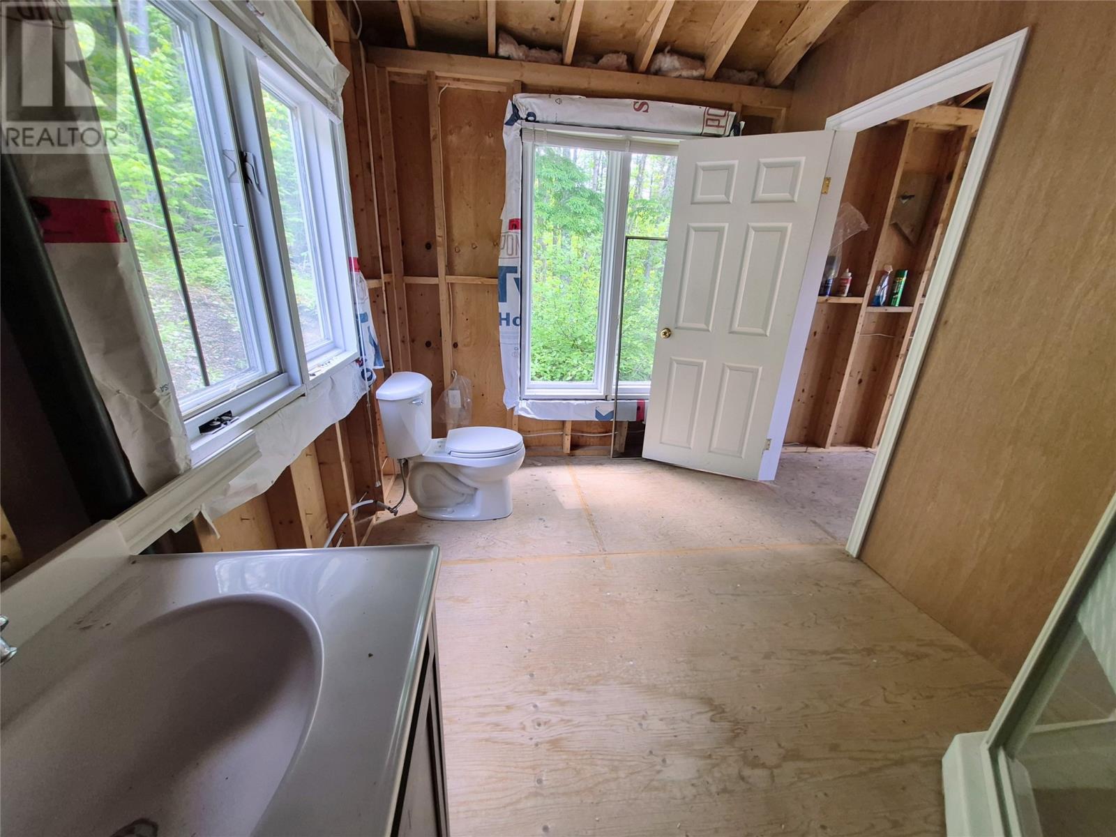 62 A Main Road Property Photo 11