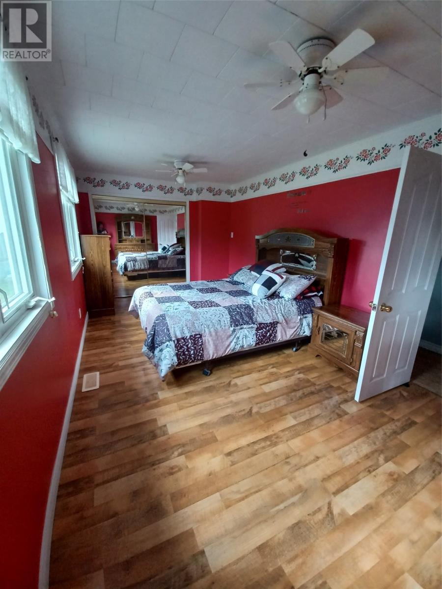 9 Juniper Crescent Property Photo 10