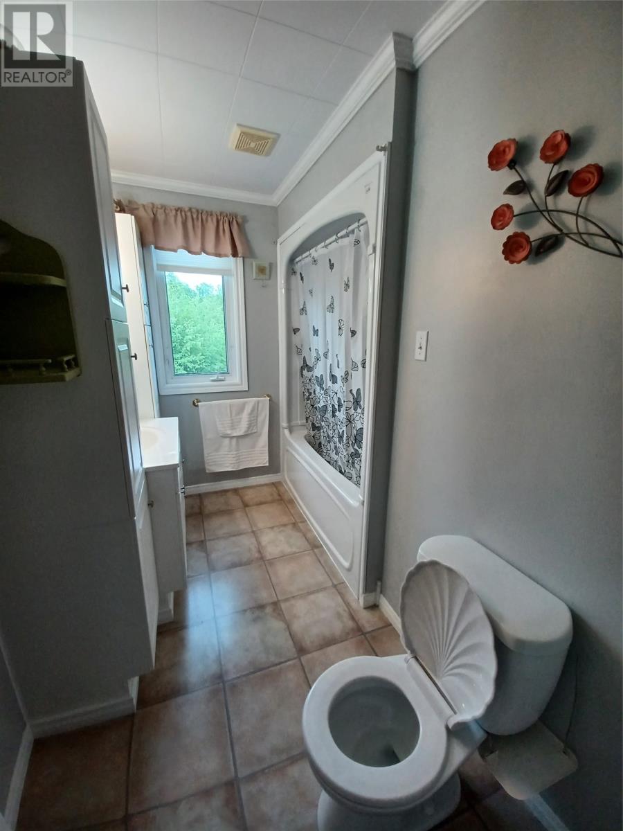 9 Juniper Crescent Property Photo 12