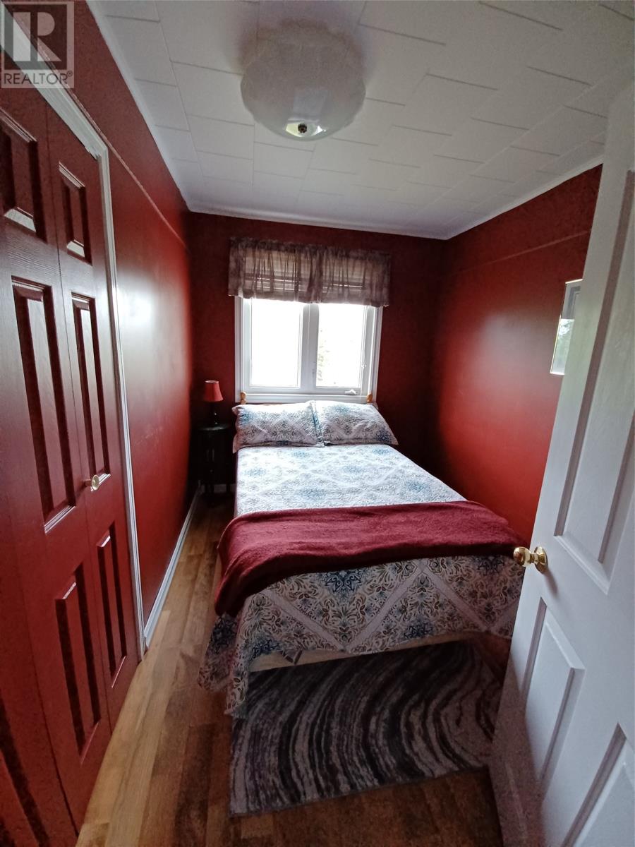 9 Juniper Crescent Property Photo 15