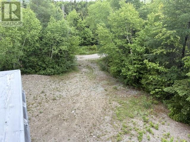 4 Paths End Road Property Photo 11