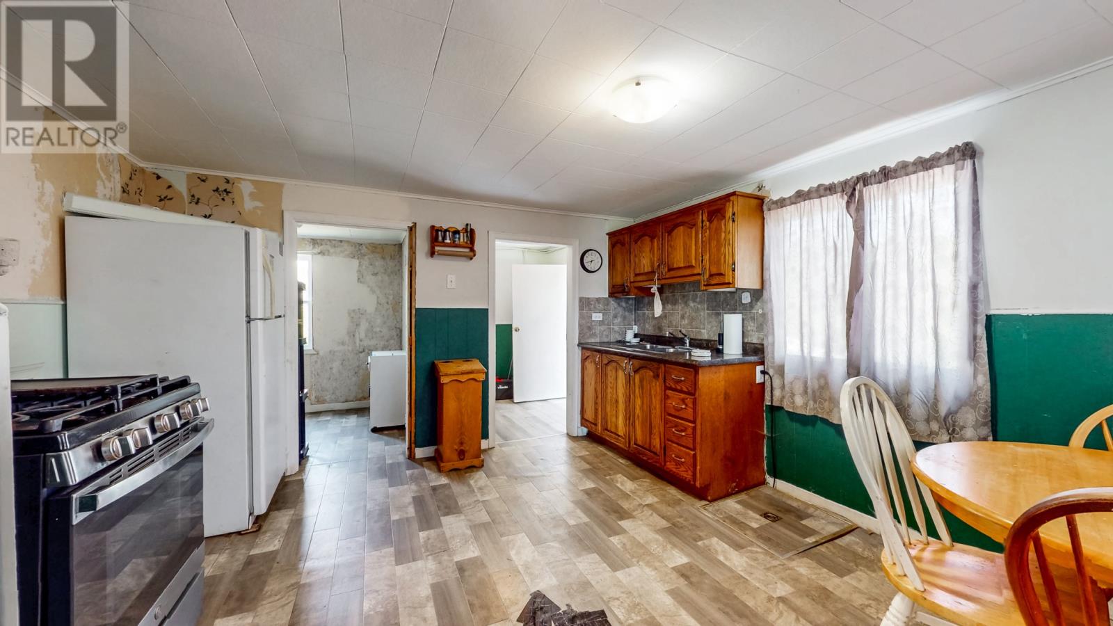 69 Harbour Road Property Photo 2