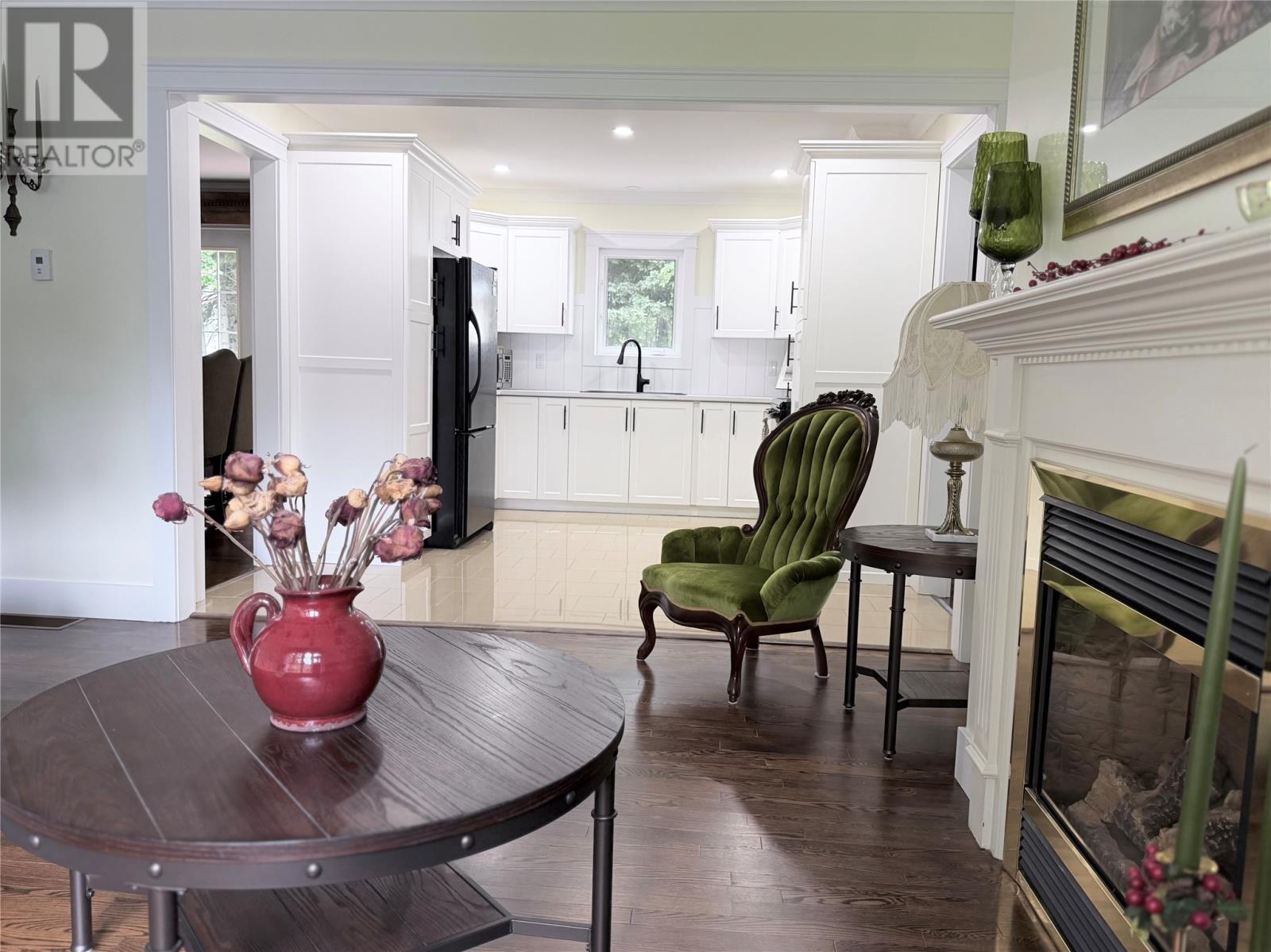11 Tenth Avenue Property Photo 6