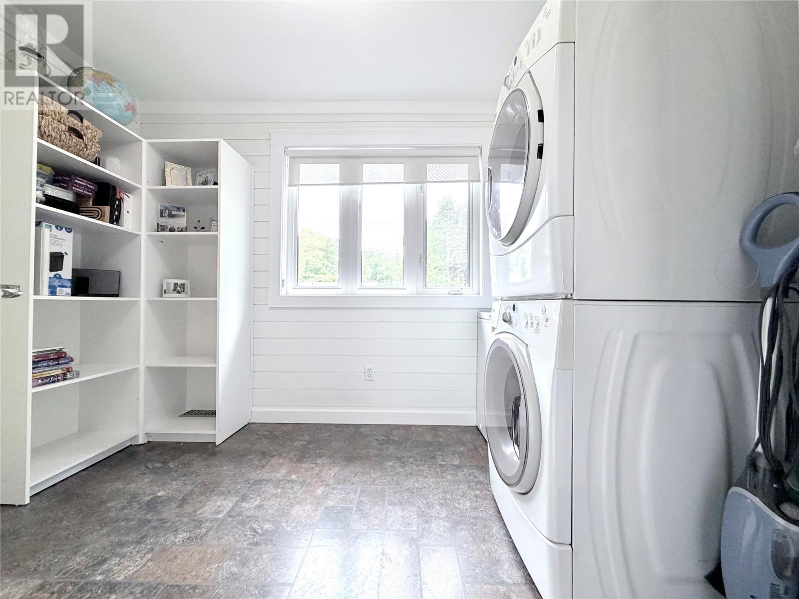 11 Tenth Avenue Property Photo 19