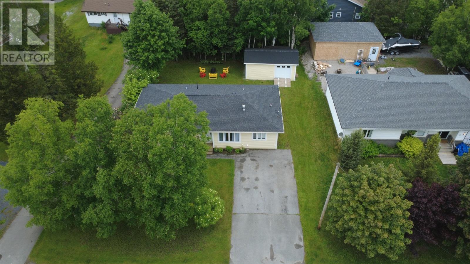 11 Tenth Avenue Property Photo 22