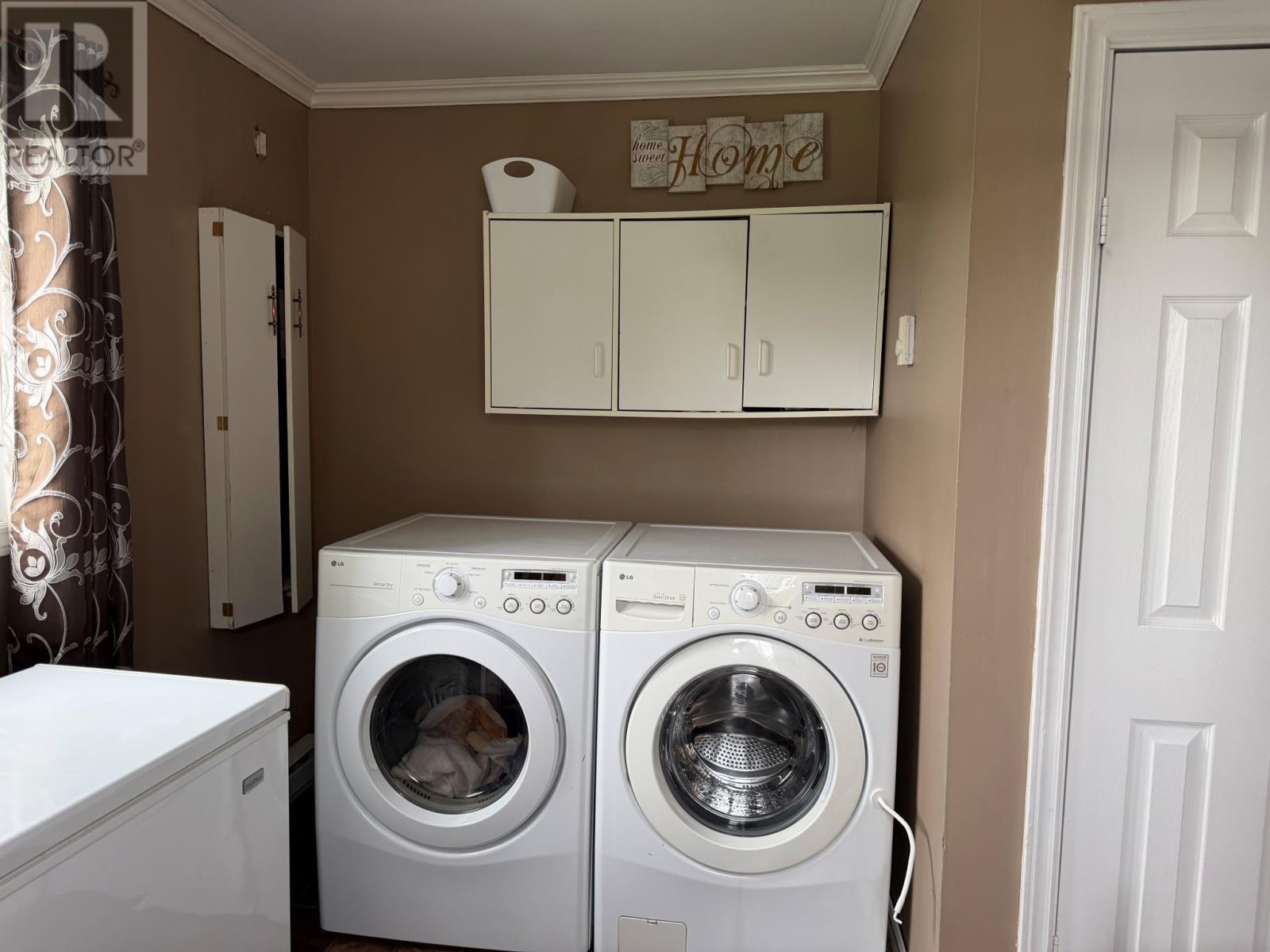 37 Gray Avenue Property Photo 5