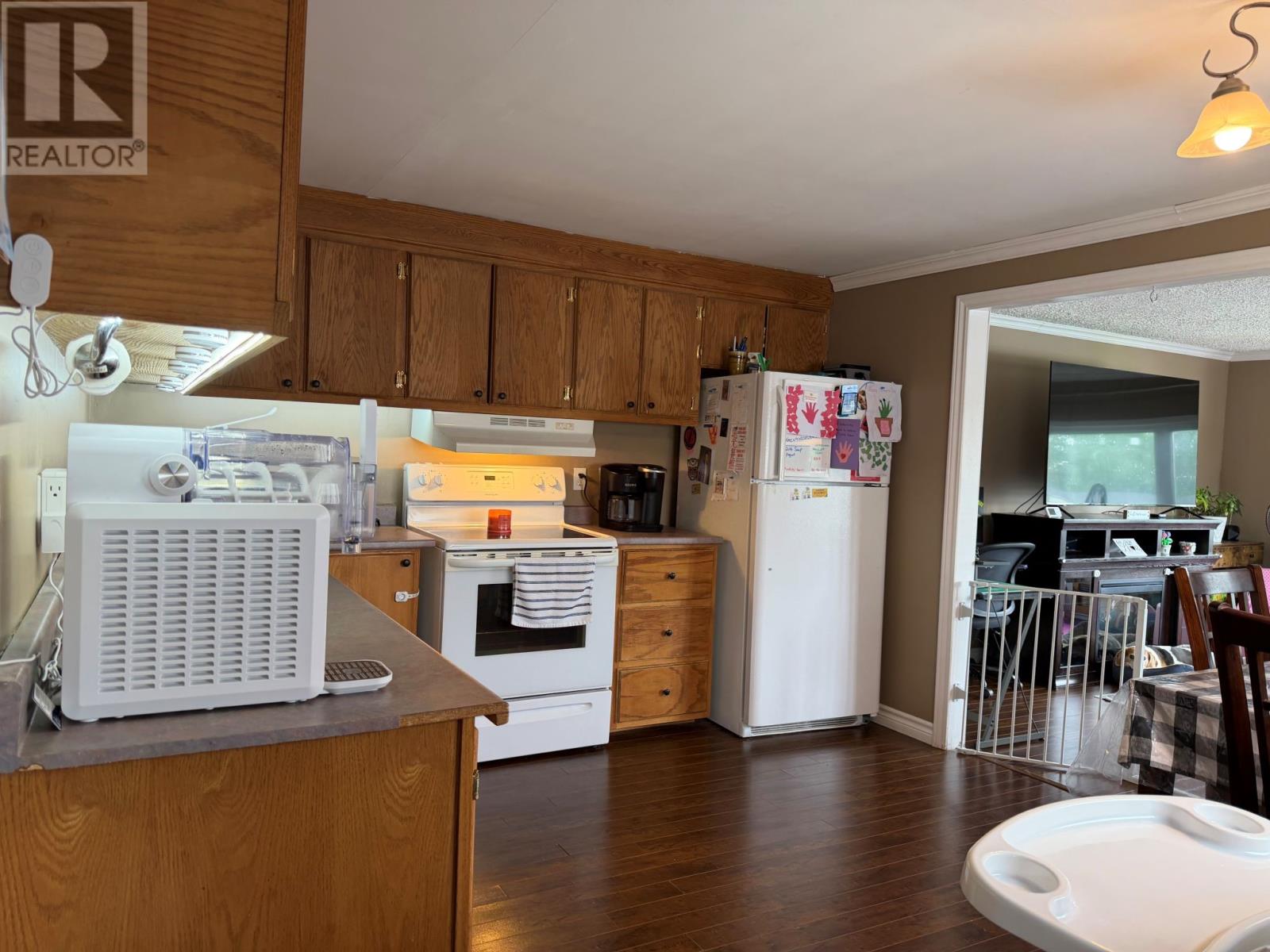 37 Gray Avenue Property Photo 10
