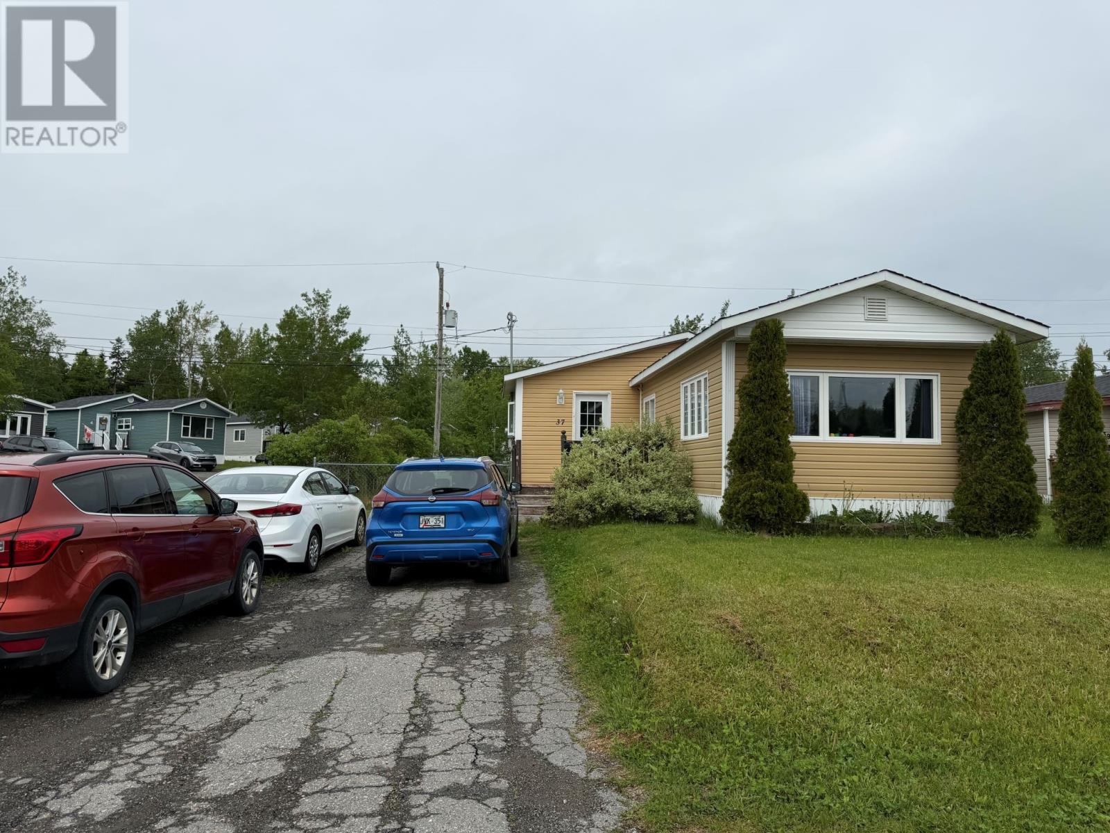37 Gray Avenue Property Photo 23