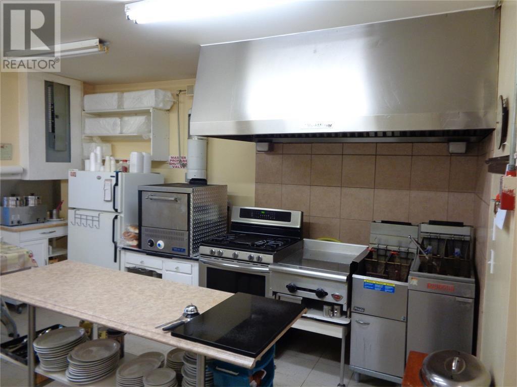 40 Main Road Property Photo 12