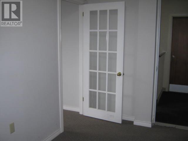 19-21 West Street Property Photo 8