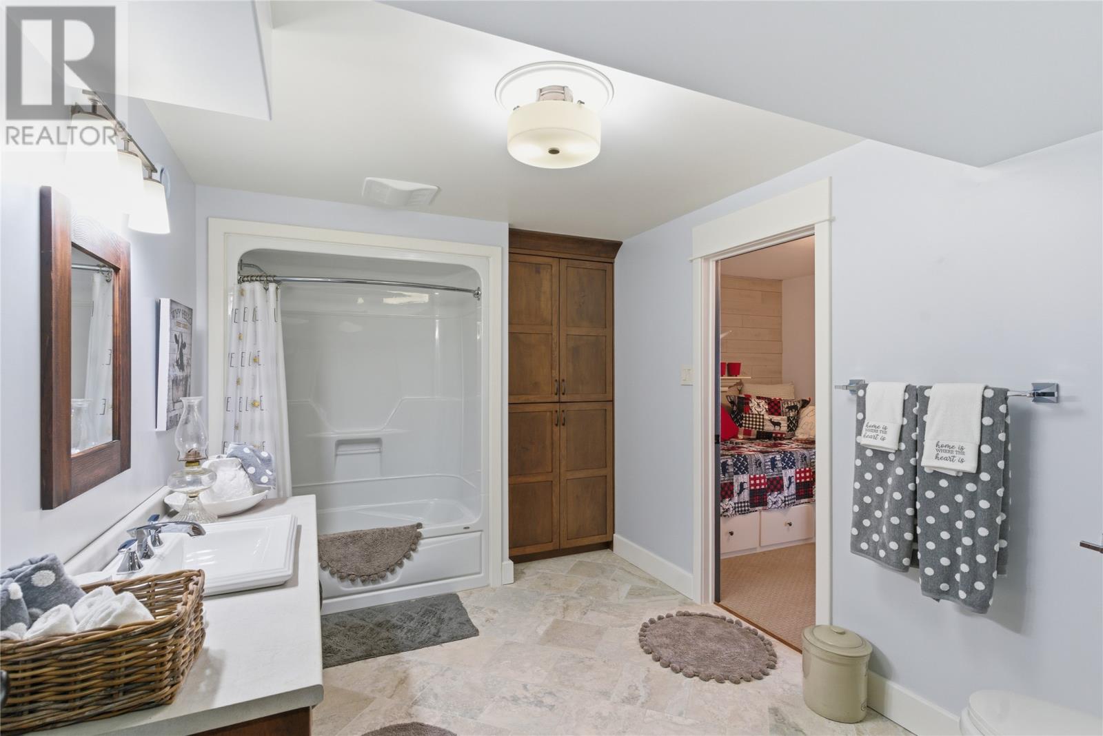 28 Church Road Property Photo 35