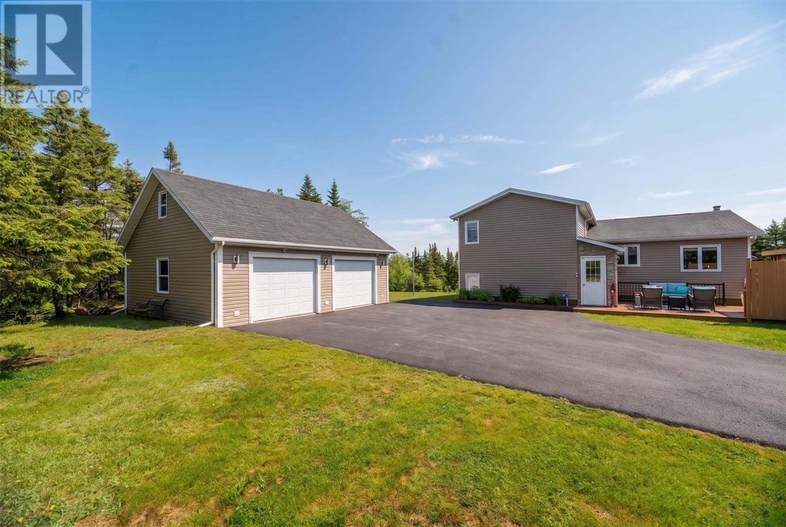 8 Etheridges Road Property Photo 1