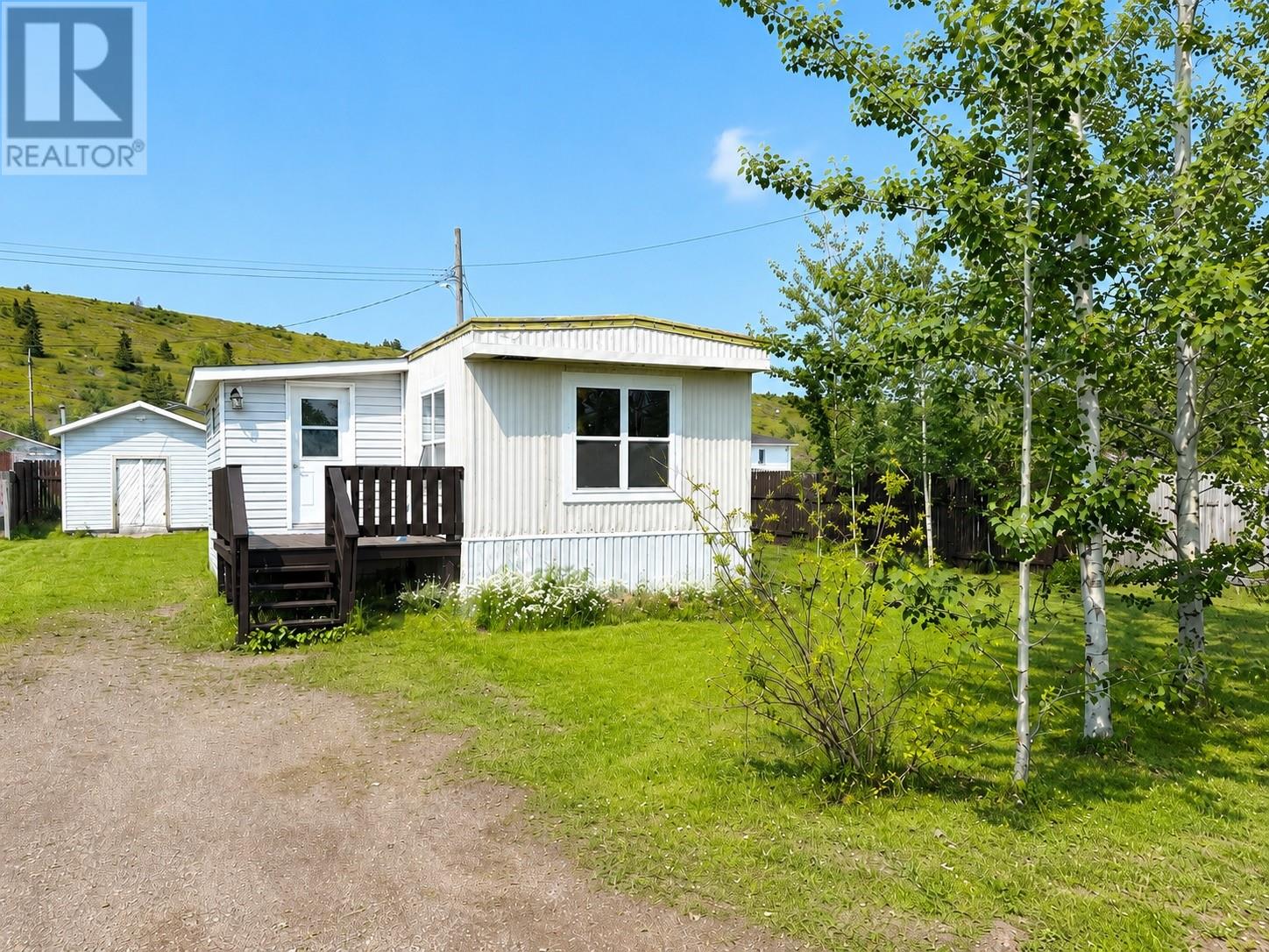 1 Robinson Avenue Property Photo 1