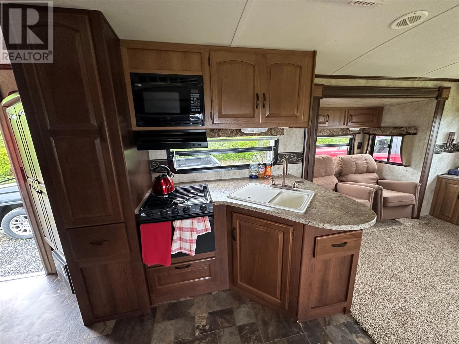 71 Flatrock Road Property Photo 14