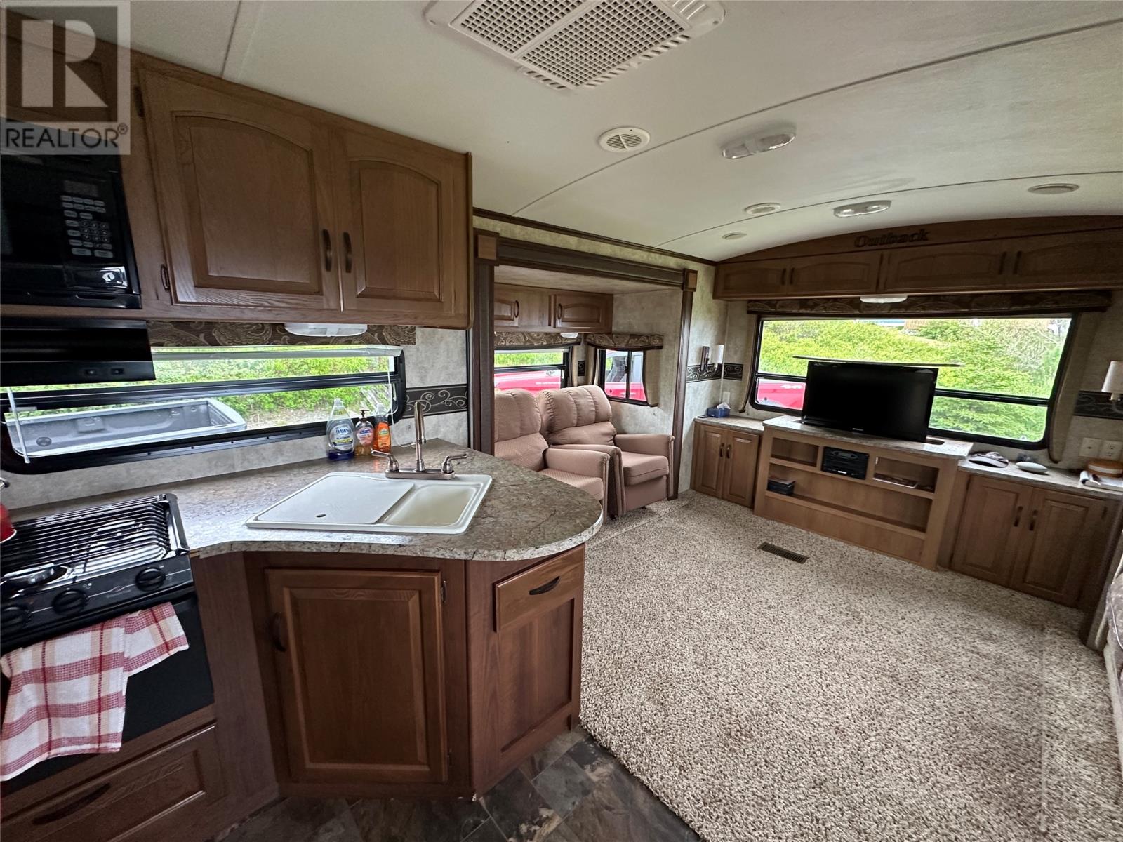 71 Flatrock Road Property Photo 15