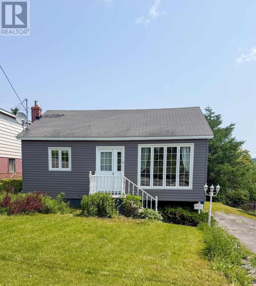 8 Park Drive Property Photo 1