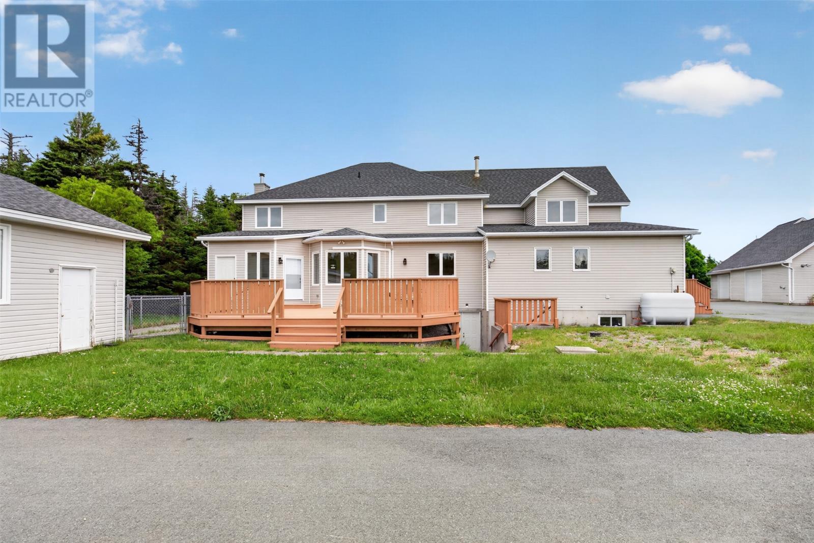 34 Olivers Pond Place Property Photo 7