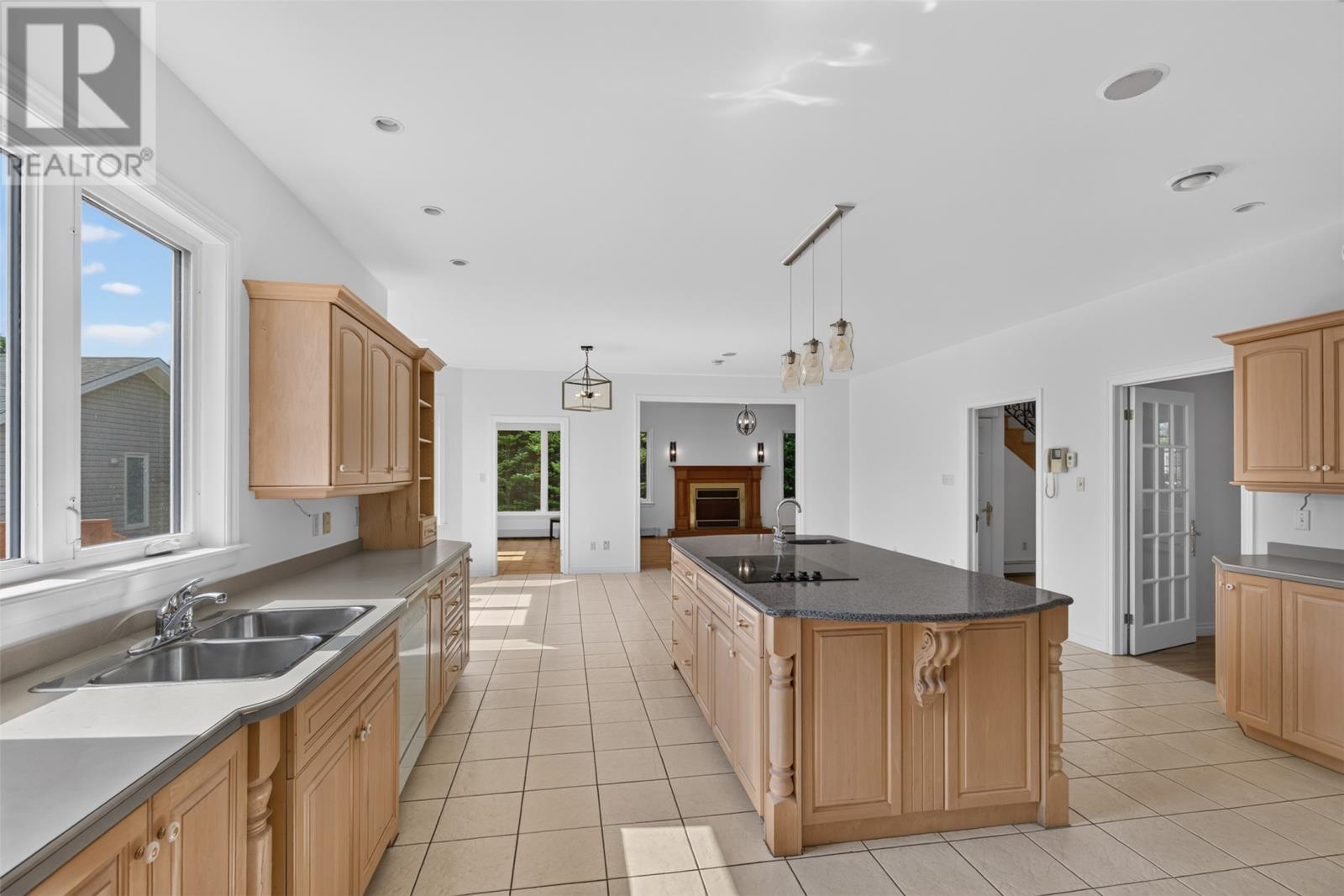 34 Olivers Pond Place Property Photo 17