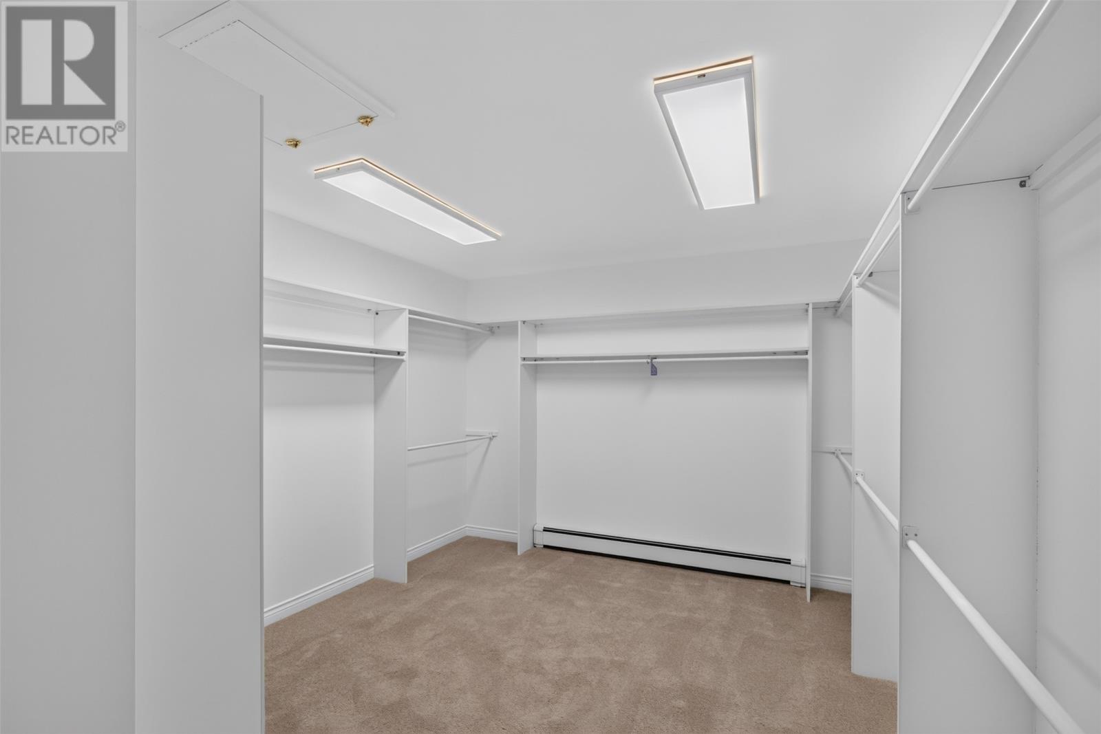 34 Olivers Pond Place Property Photo 28