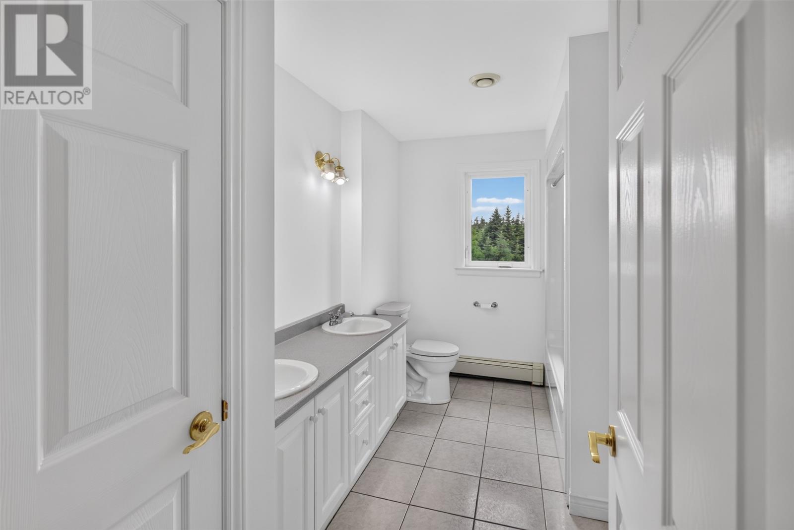 34 Olivers Pond Place Property Photo 32