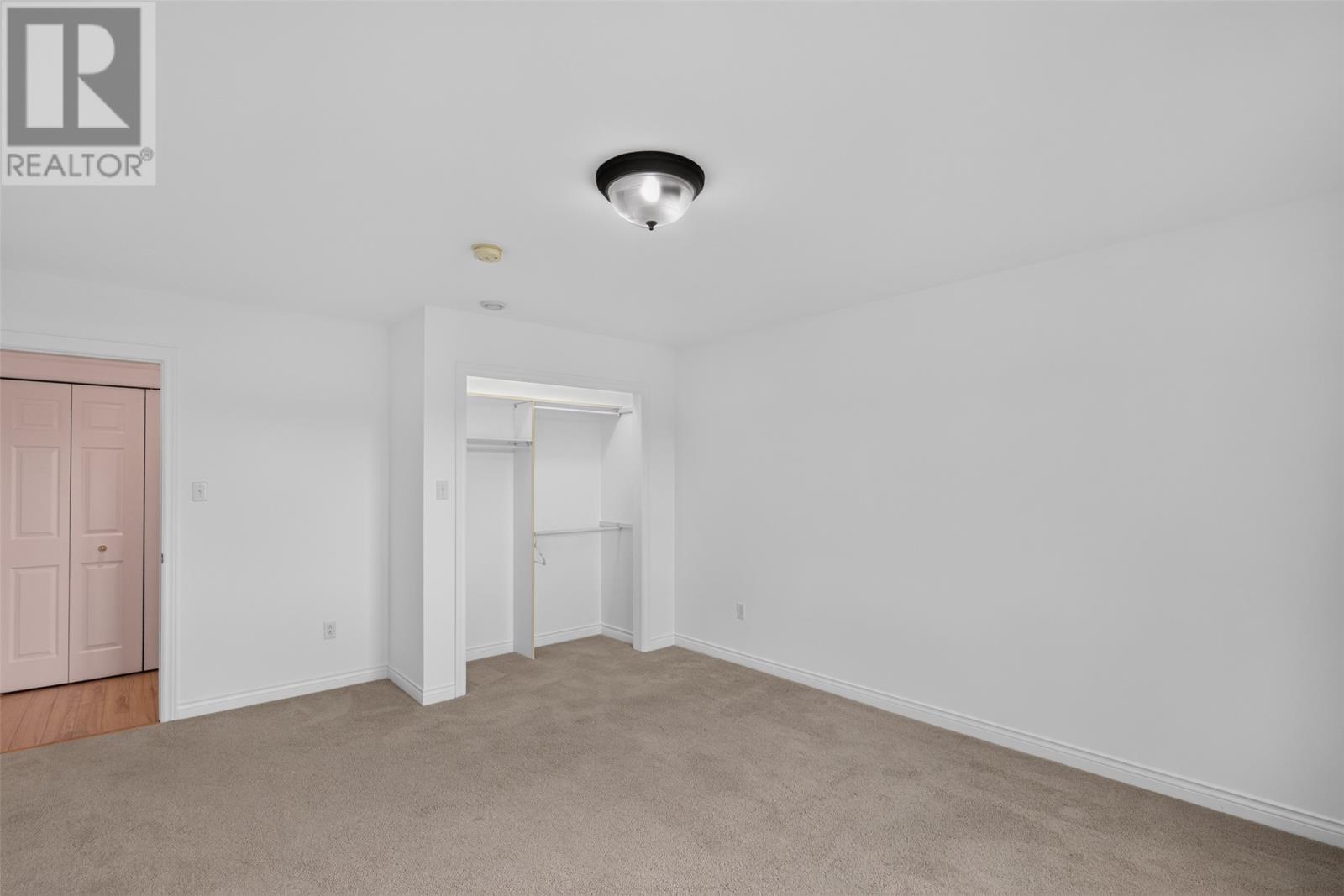 34 Olivers Pond Place Property Photo 34