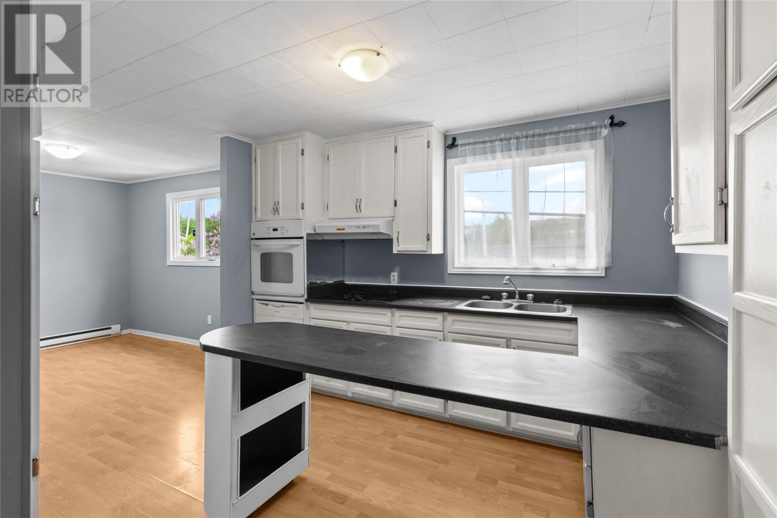 6 Riverview Avenue Property Photo 4