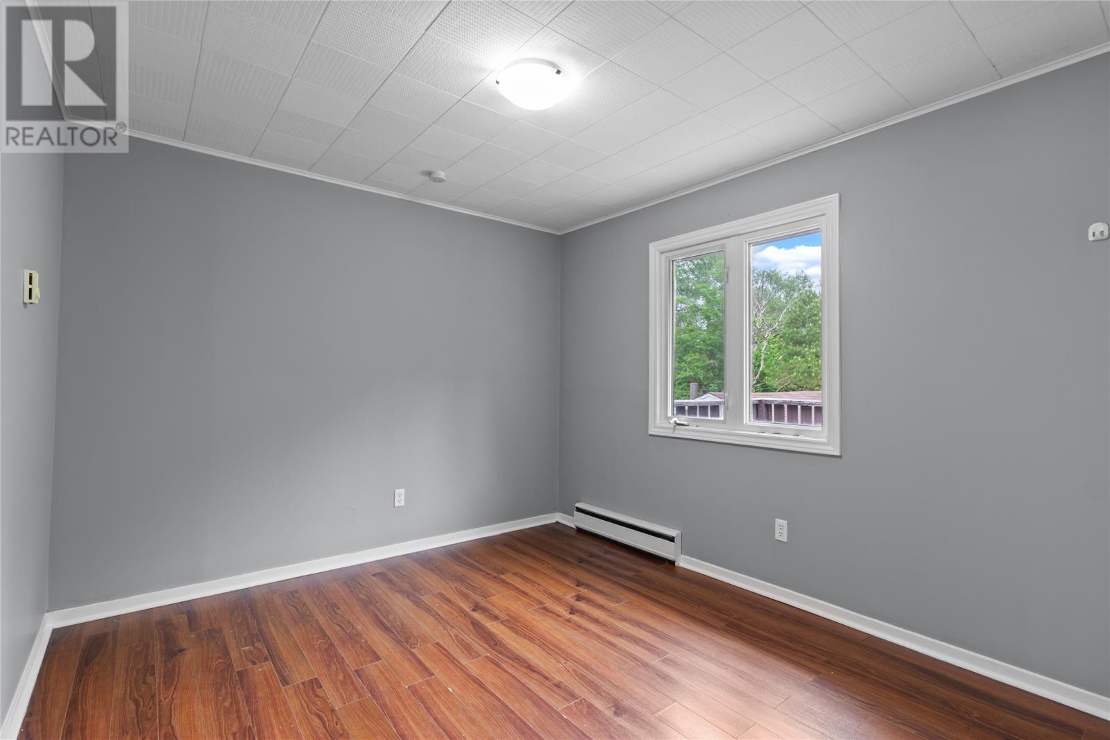 6 Riverview Avenue Property Photo 11