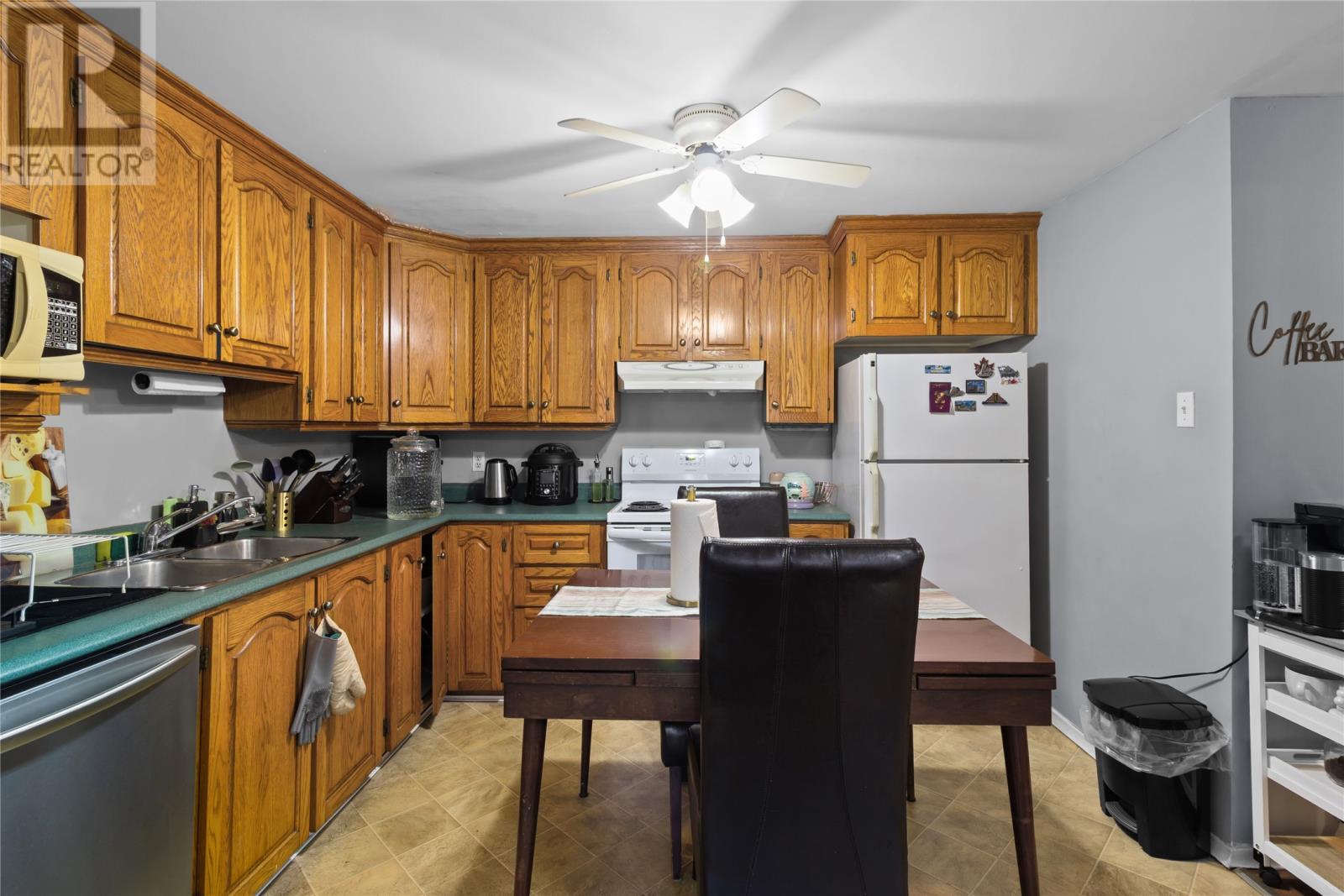 6 Riverview Avenue Property Photo 17