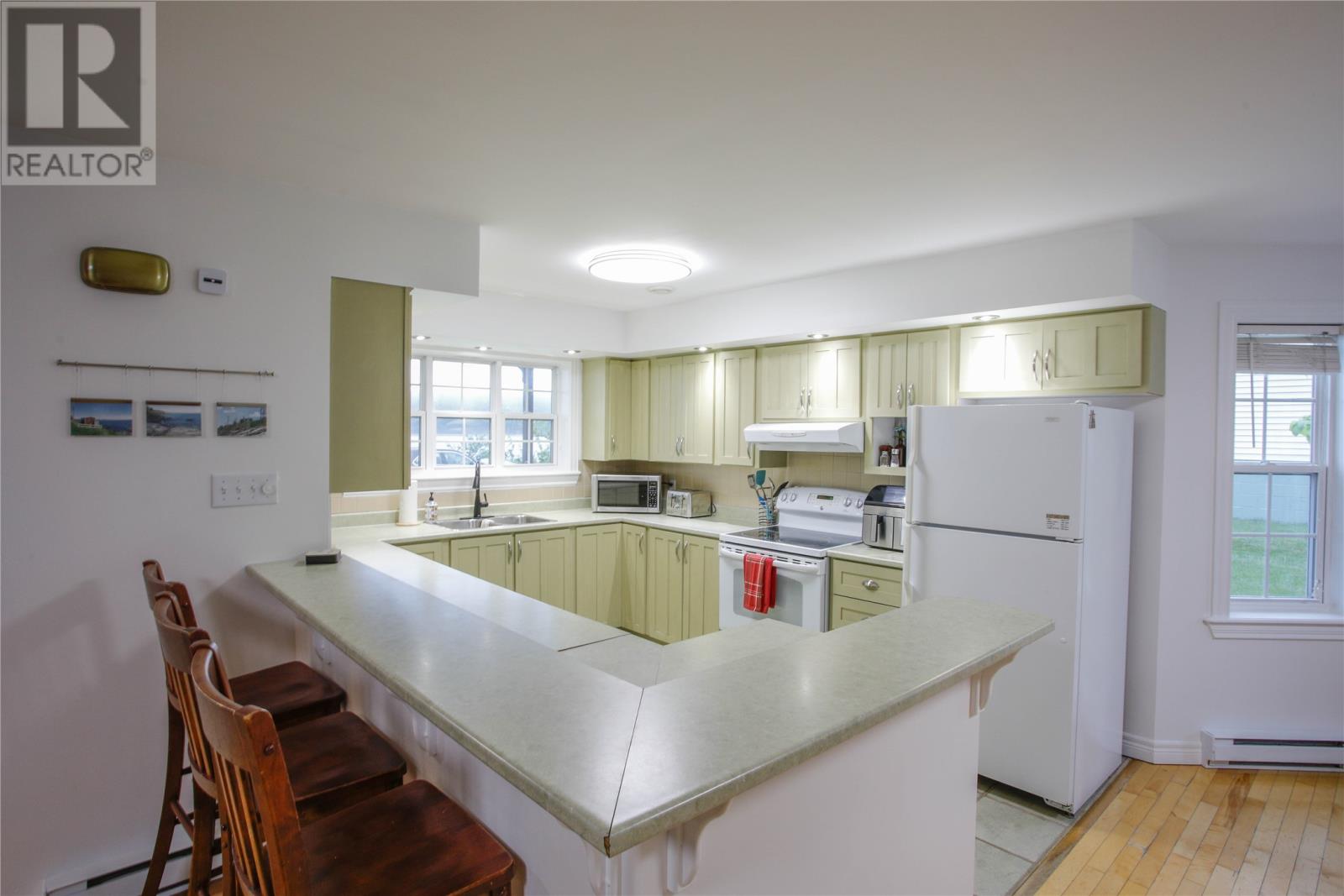 91 Water Street E Property Photo 9