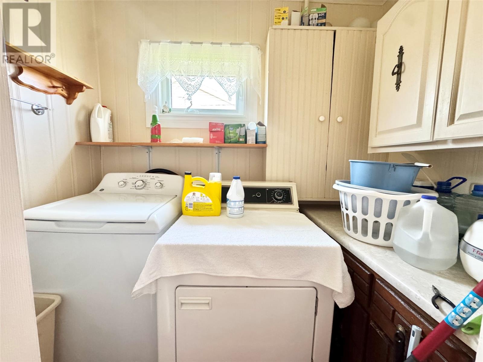 13 Long Road Property Photo 6